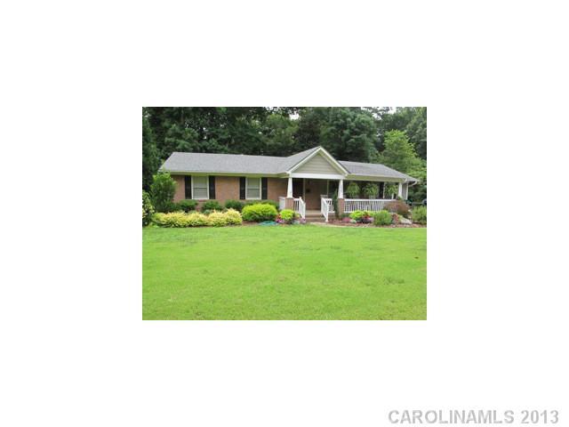Property image 1 at 3935 Allwood Drive, Charlotte, NC 28217