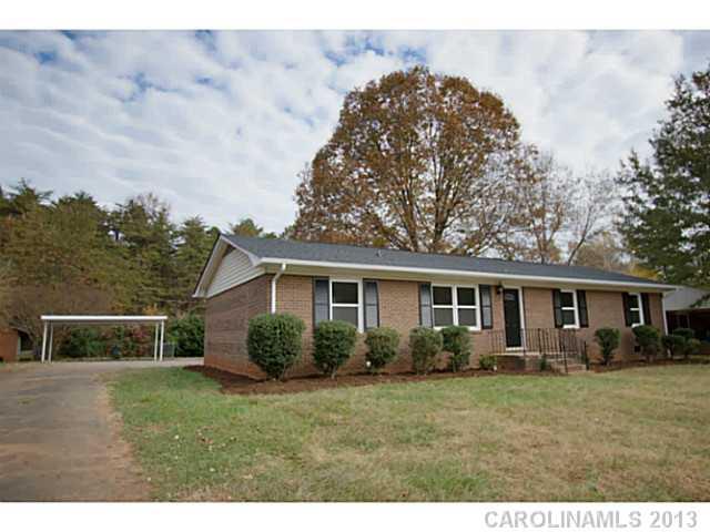 Property image 1 at 117 Greendale Drive, Mount Holly, NC 28120