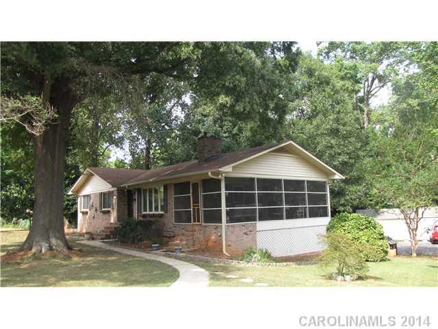 Property image 1 at 3934 Allwood Drive, Charlotte, NC 28217