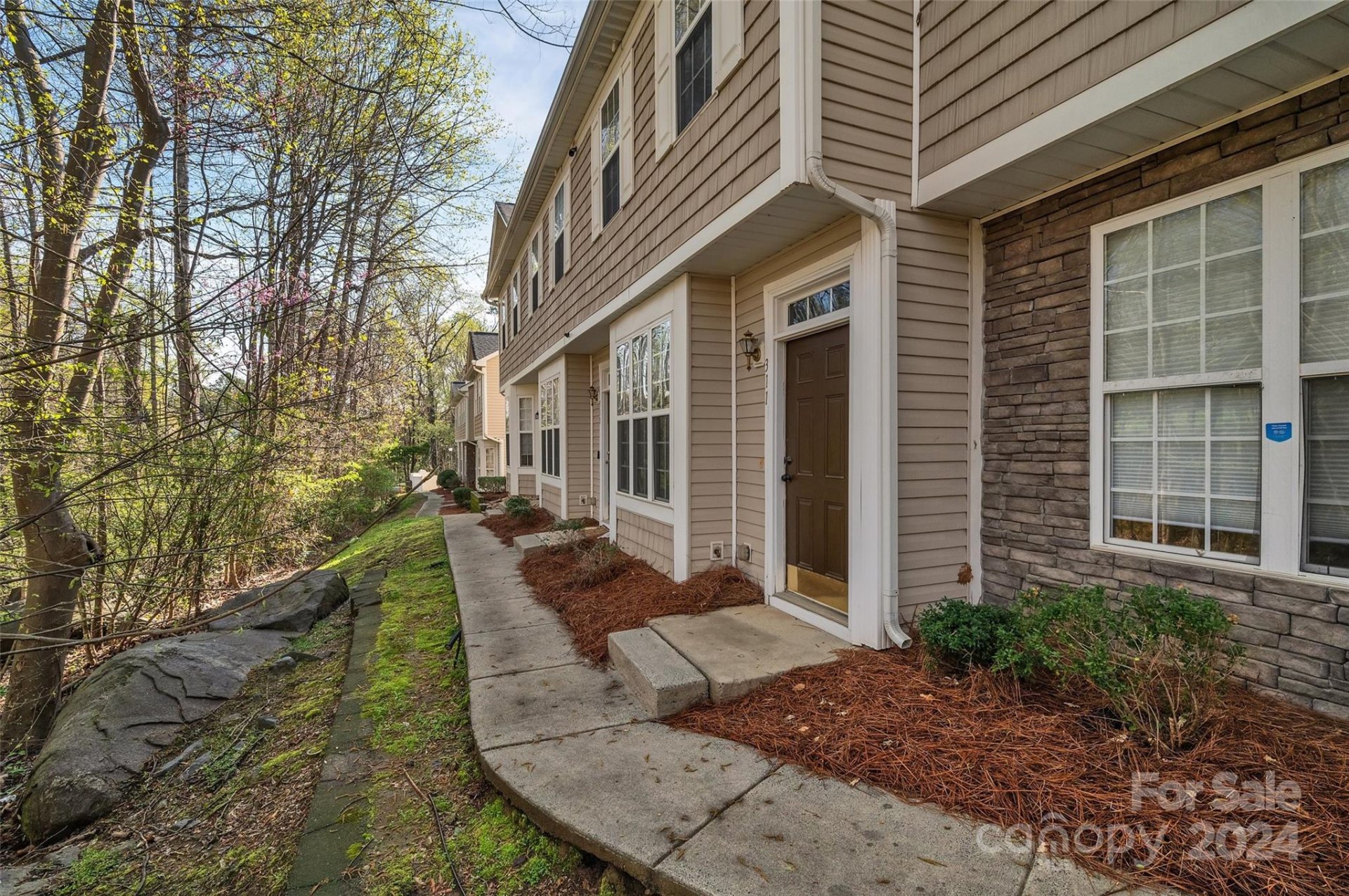 Property image 1 at 311 Alabarda Lane, Charlotte, NC 28273