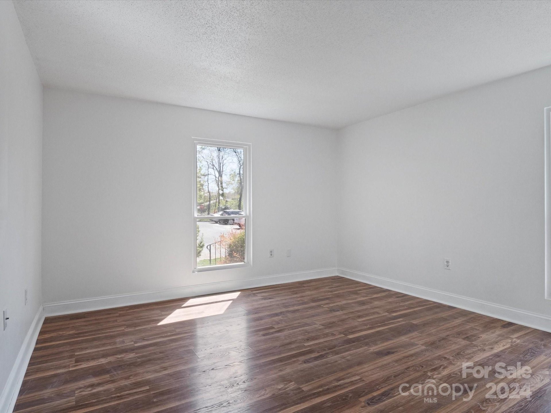 Property image 4 at 4906 Sardis Road, Charlotte, NC 28270