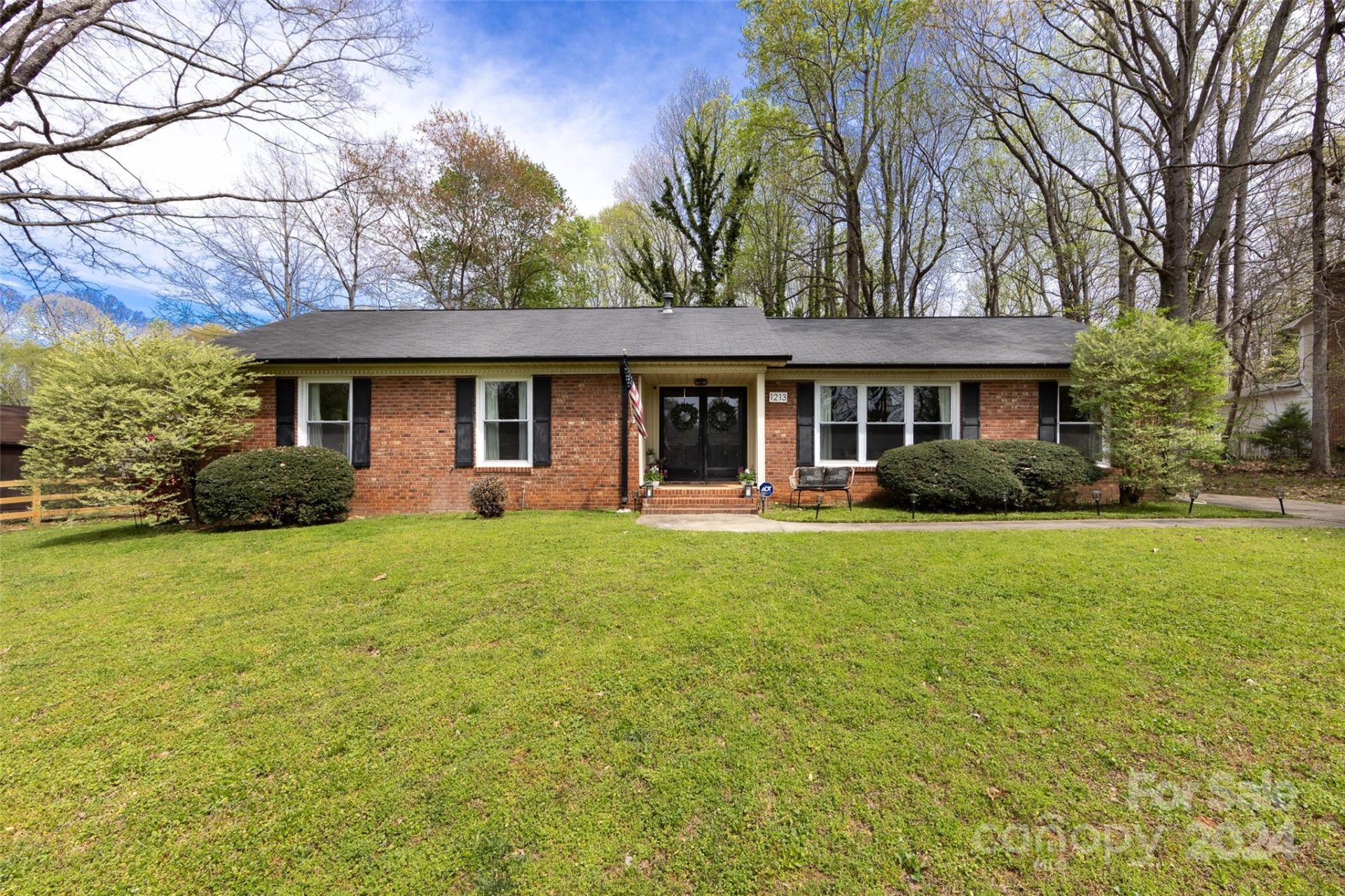 Property image 1 at 1213 S Magnolia Street, Mooresville, NC 28115