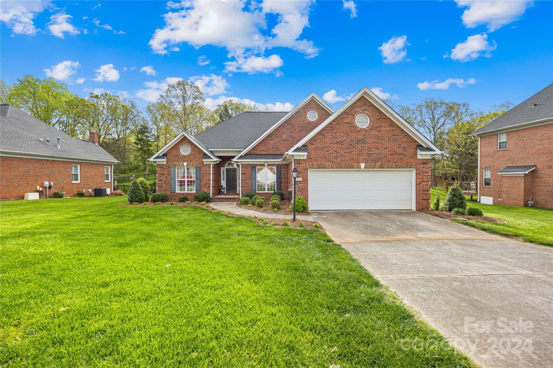 Property image 1 at 8034 Stevens Mill Road, Matthews, NC 28104