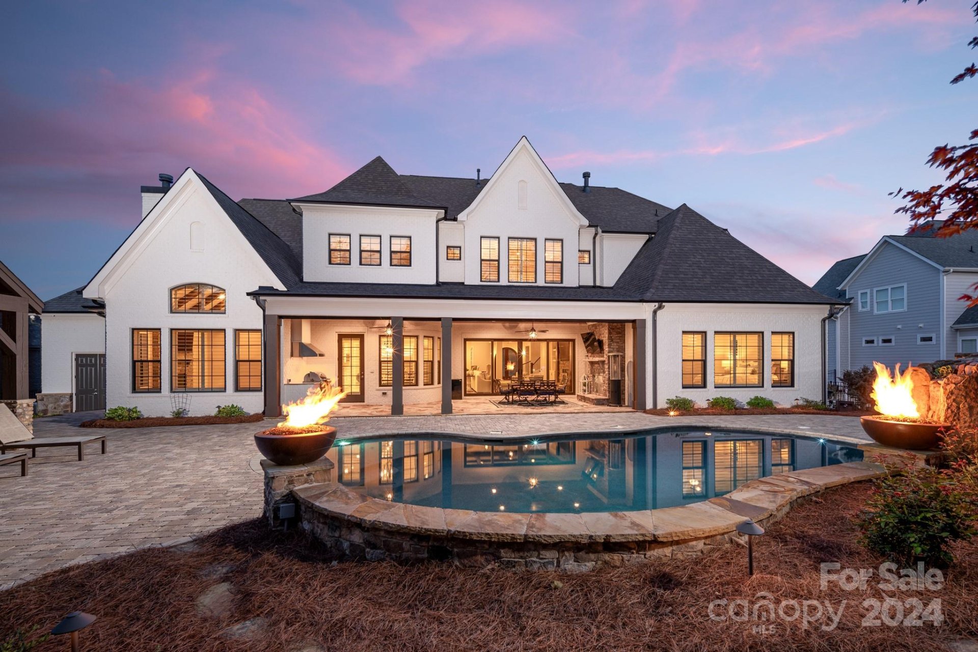 Belleterre, Huntersville Community