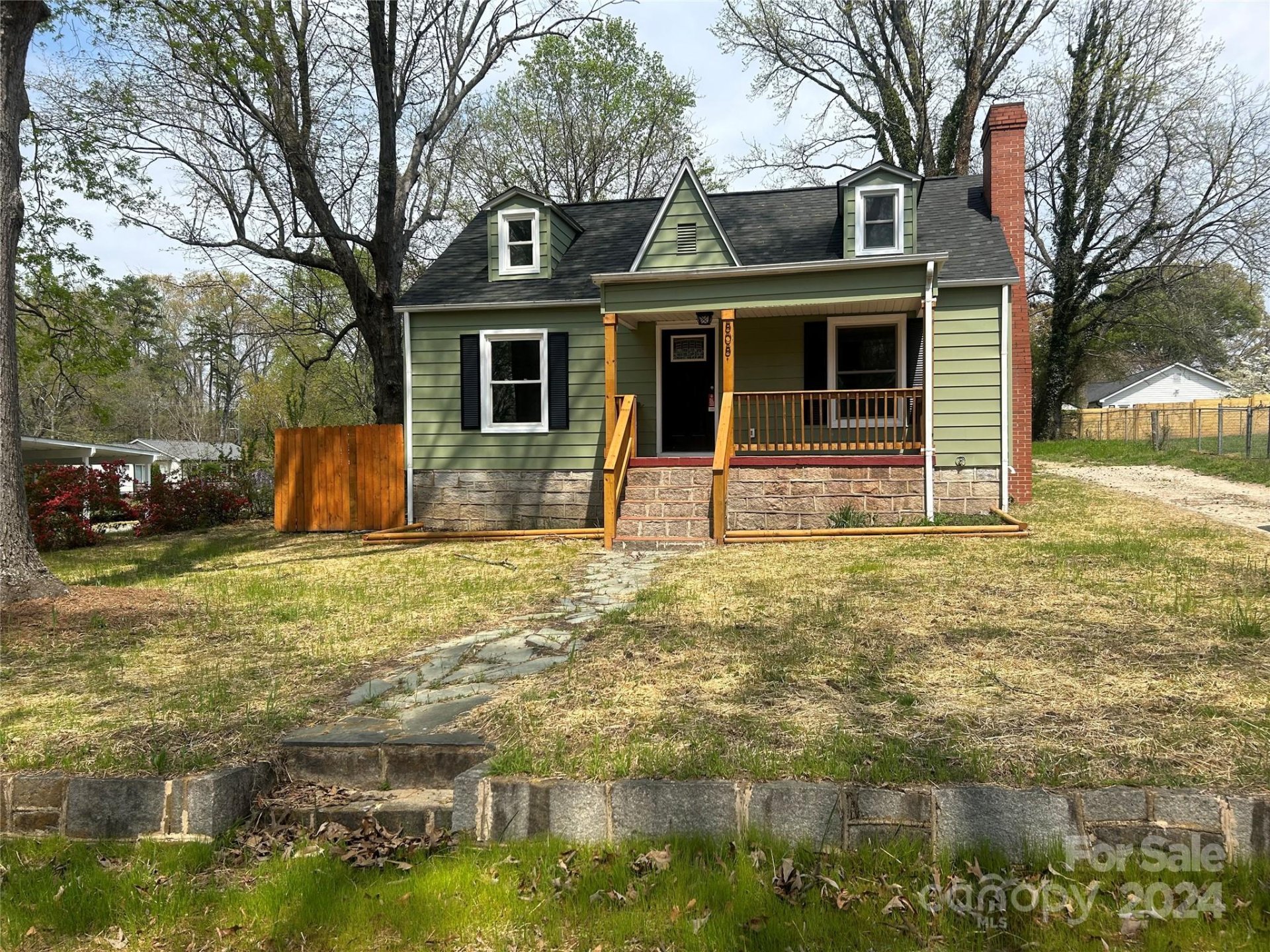 Property image 1 at 808 Ashwood Street, Kannapolis, NC 28081