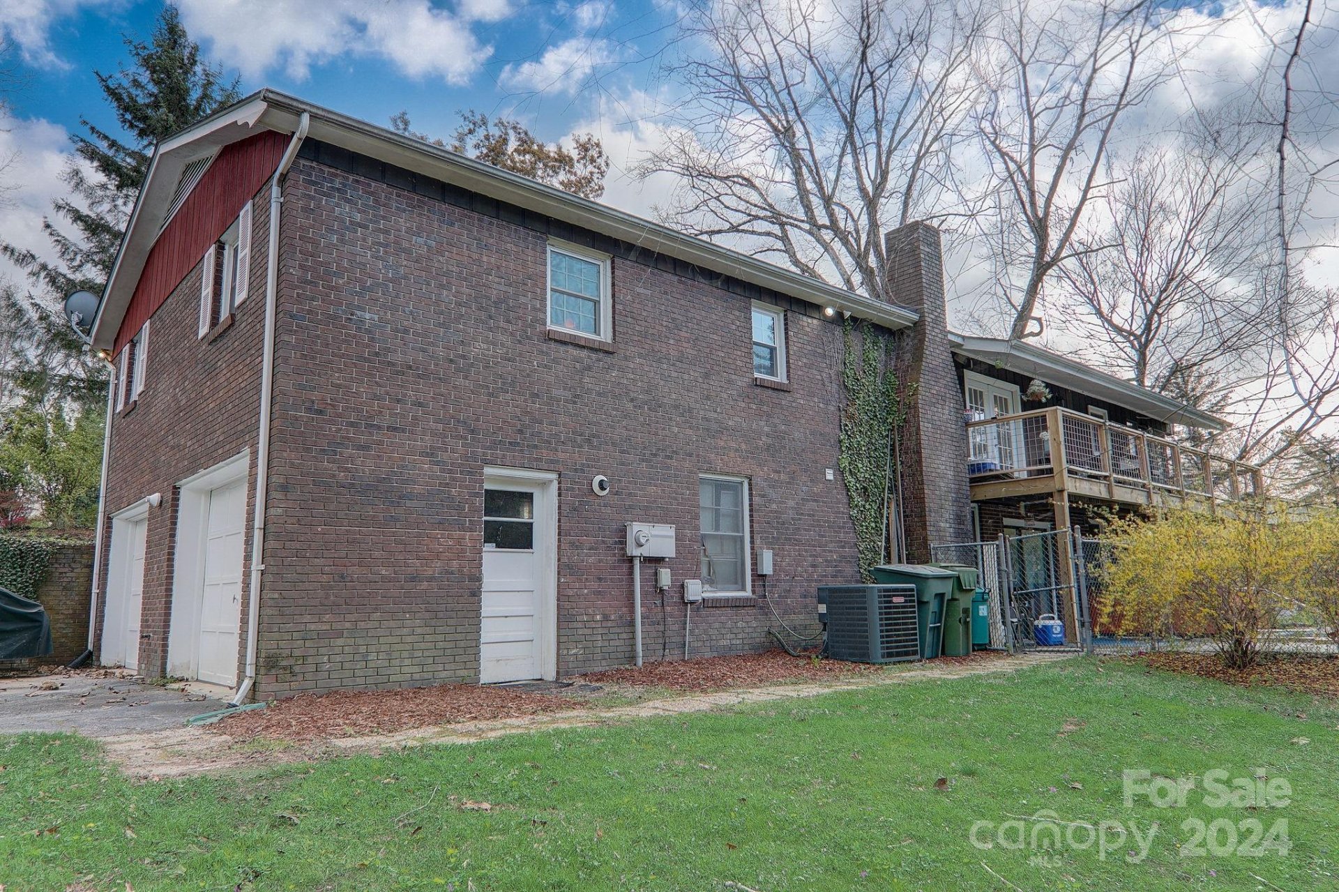 Property image 3 at 1194 Glenheath Drive, Hendersonville, NC 28791