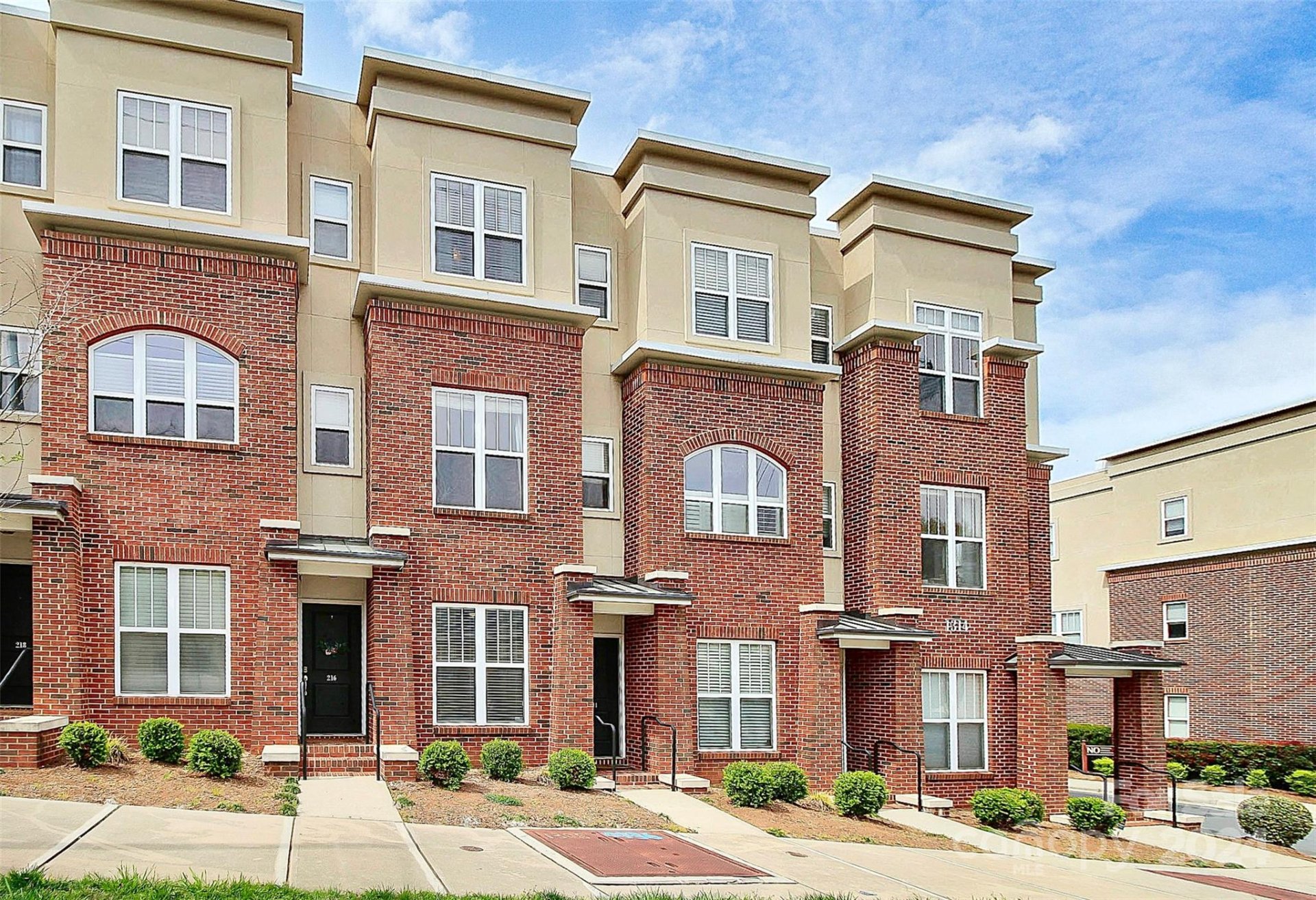 Property image 1 at 1314 Kenilworth Avenue, Charlotte, NC 28203