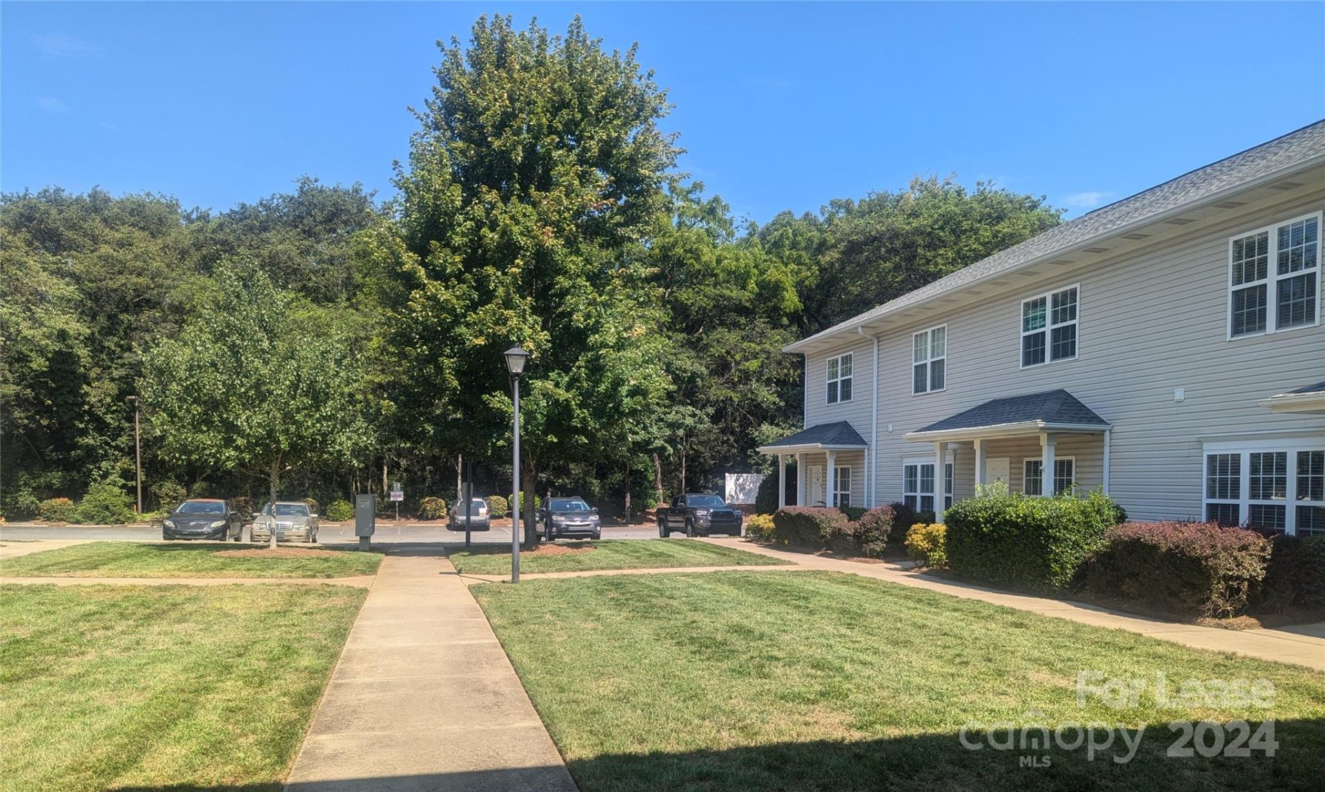 Property image 1 at 917 Shearer Street, Davidson, NC 28036