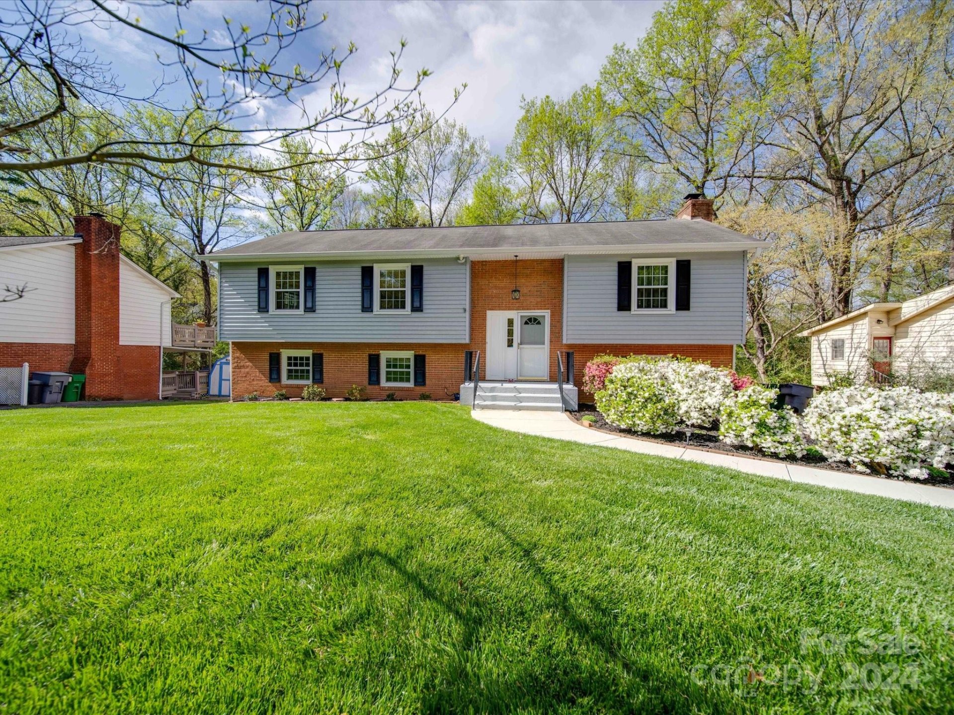 Property image 1 at 7507 Limerick Drive, Charlotte, NC 28270