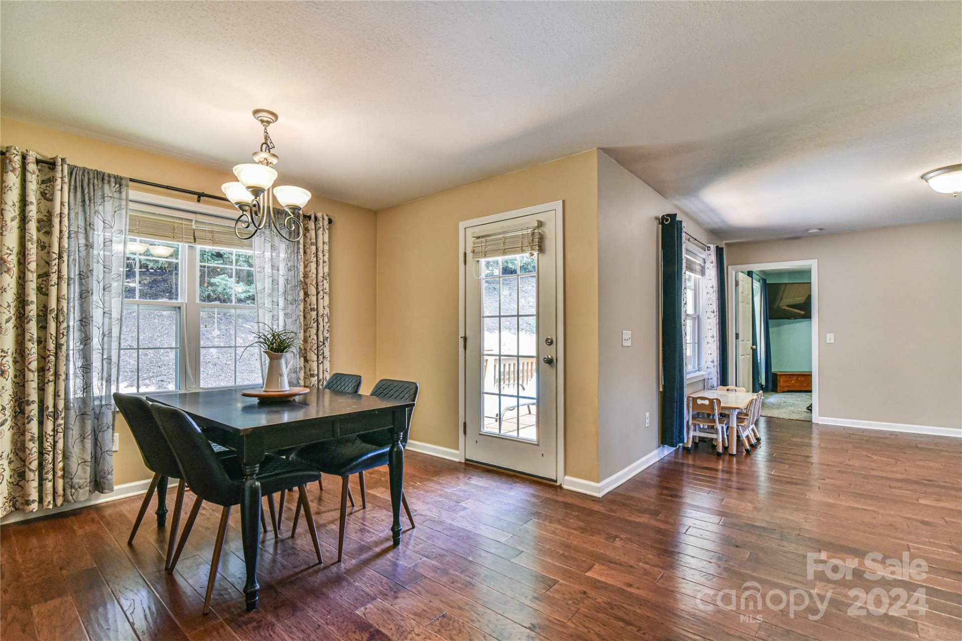Property image 2 at 17 Kirby Road, Asheville, NC 28806
