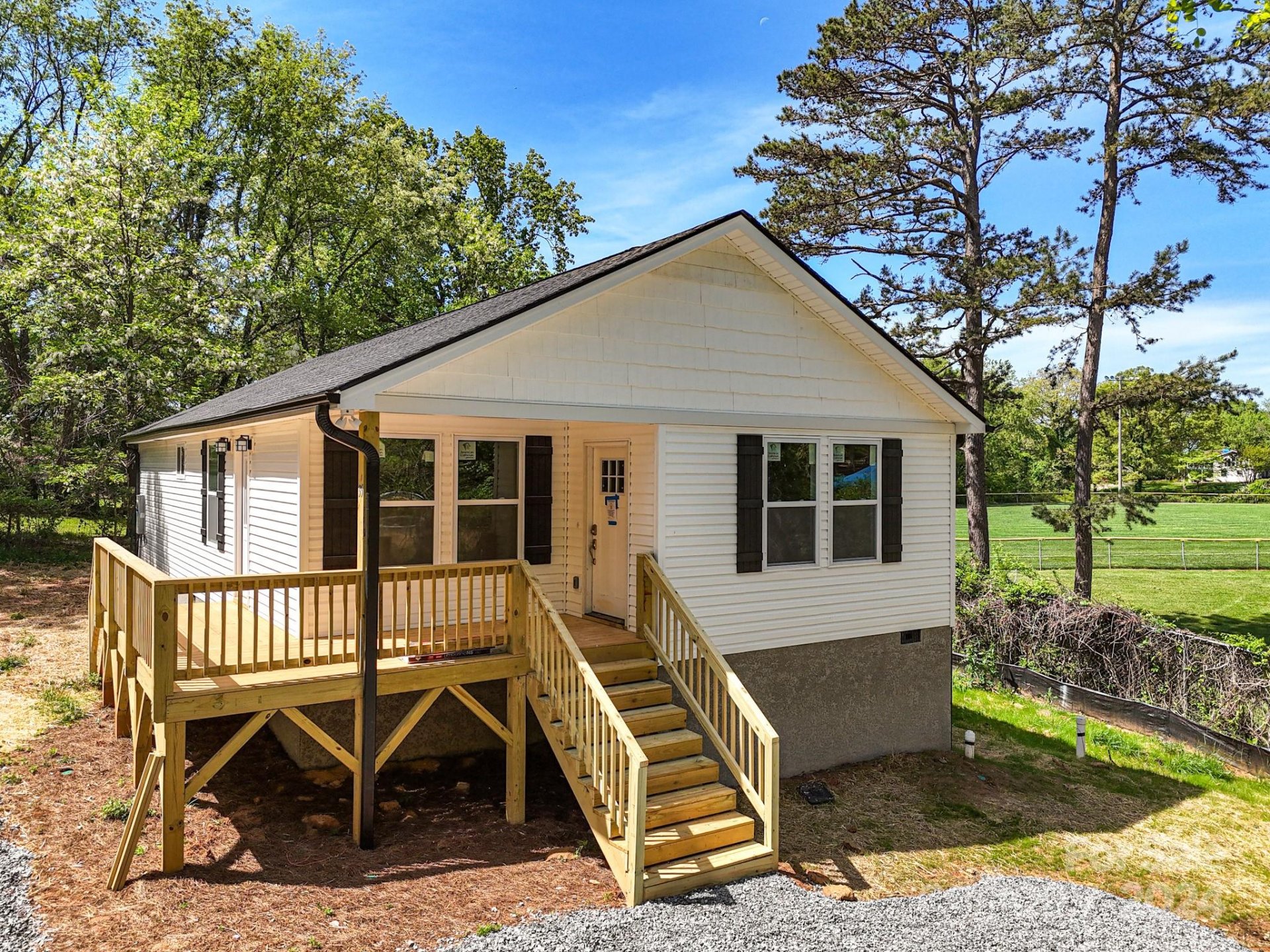 Property image 1 at 35 Liberty Street, Asheville, NC 28803