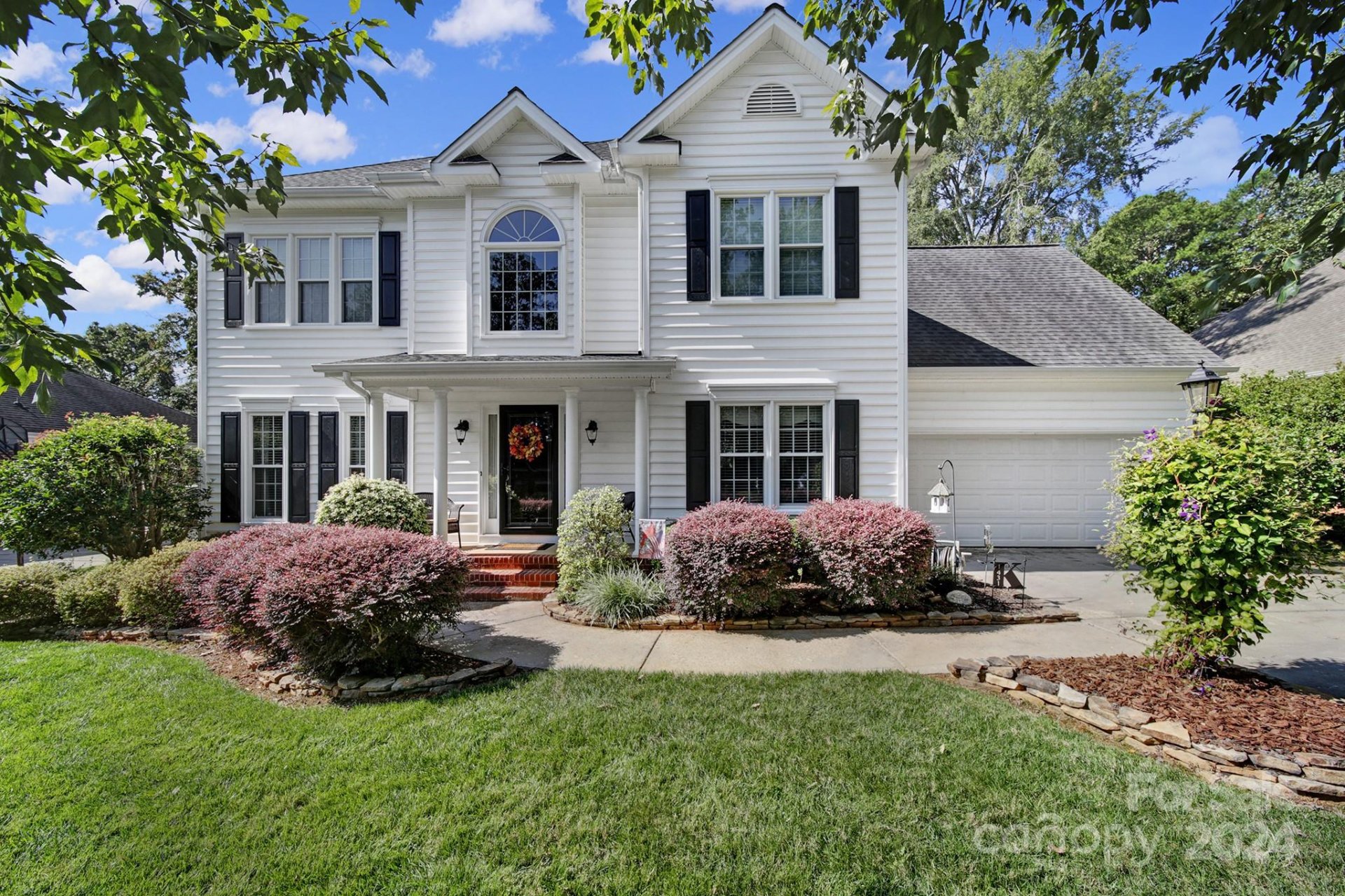 Property image 1 at 1431 Porch Swing Lane, Matthews, NC 28104