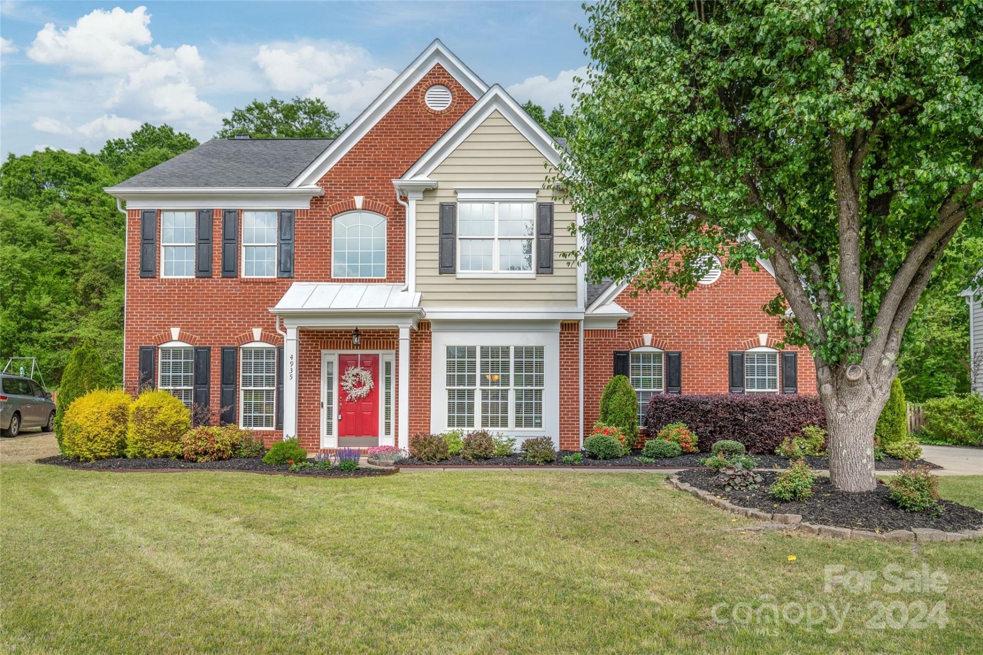 Property image 1 at 4935 King Arthur Drive, Charlotte, NC 28277