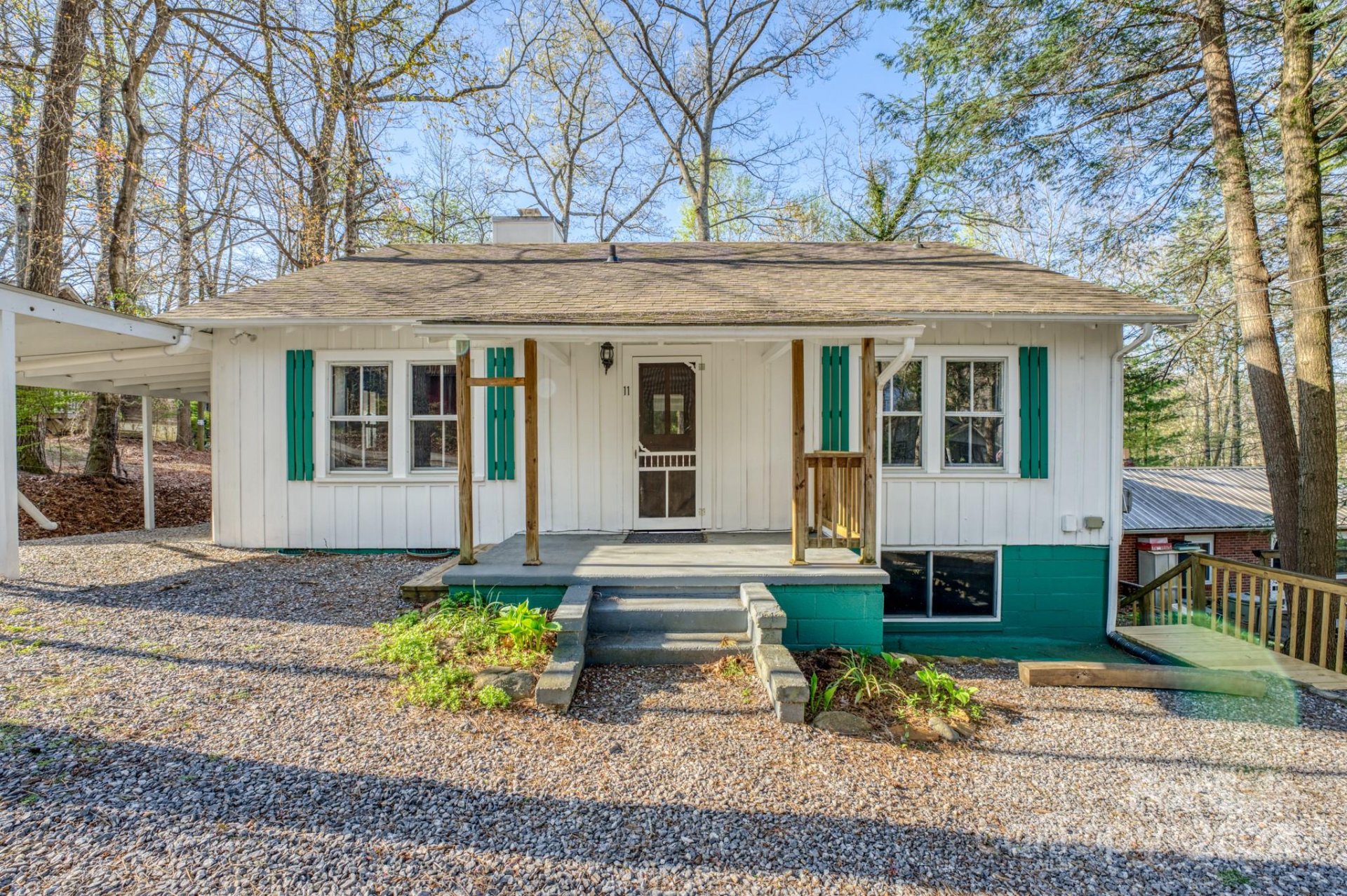 Property image 1 at 11 Bowers Road, Black Mountain, NC 28711