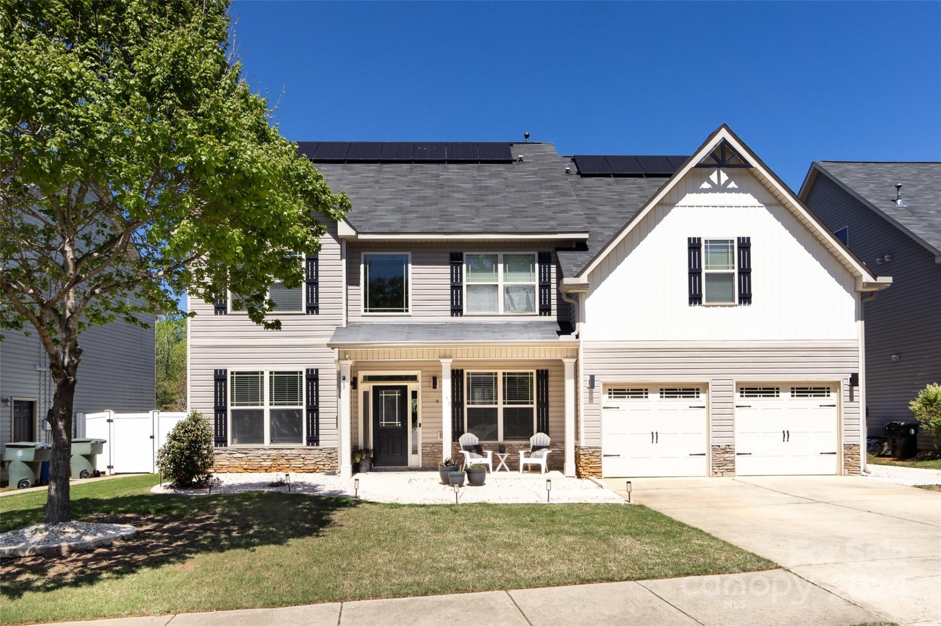 Oaks On Main, Mooresville Community