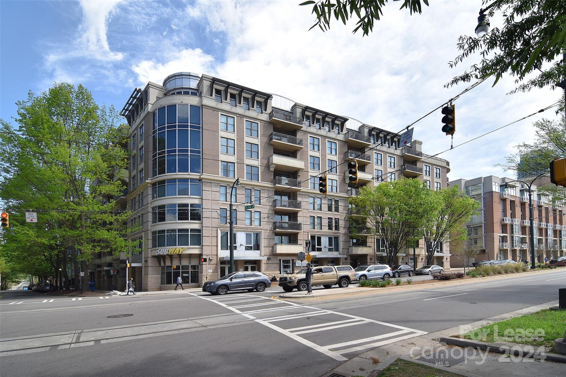 Property image 1 at 718 W Trade Street, Charlotte, NC 28202