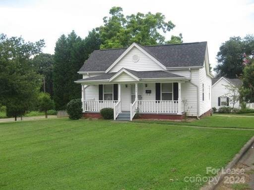 Property image 1 at 906 Catawba Street, Belmont, NC 28012