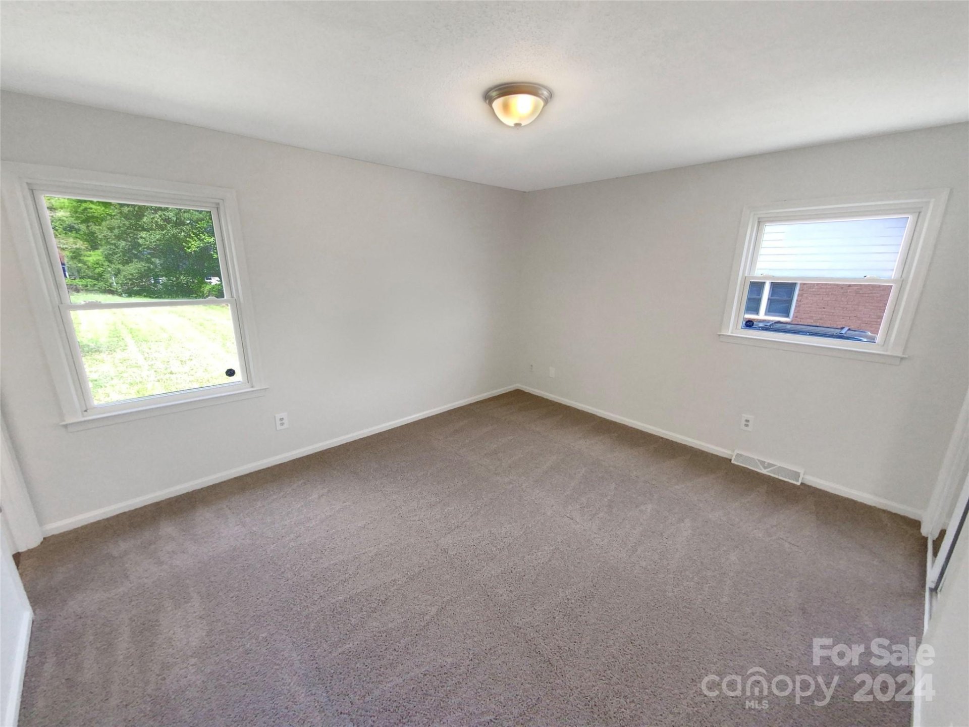 Property image 5 at 8609 Beechbrooke Road, Charlotte, NC 28227
