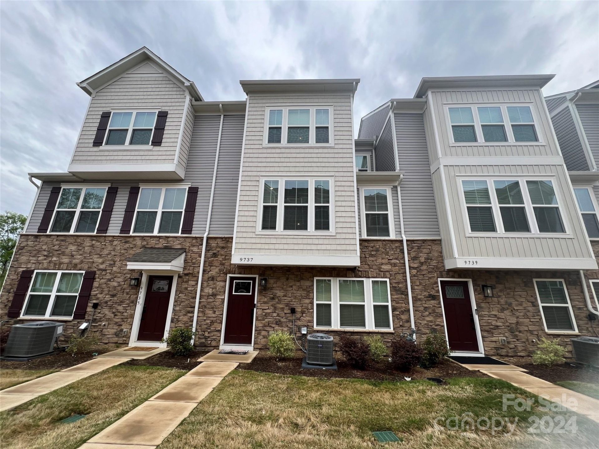 Property image 1 at 9737 Oaklawn Boulevard, Huntersville, NC 28078