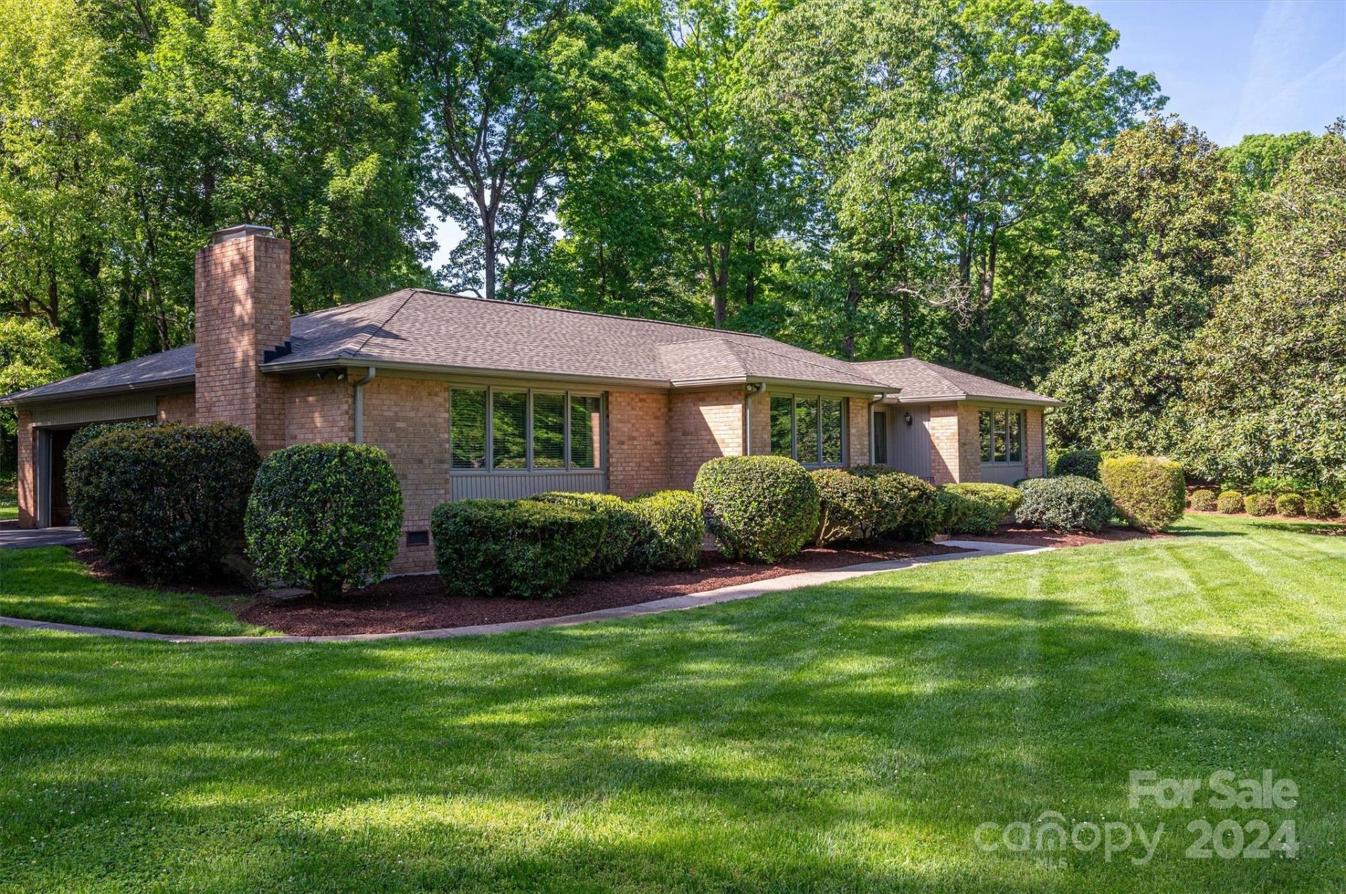 Property image 1 at 1637 Heatherloch Drive, Gastonia, NC 28054