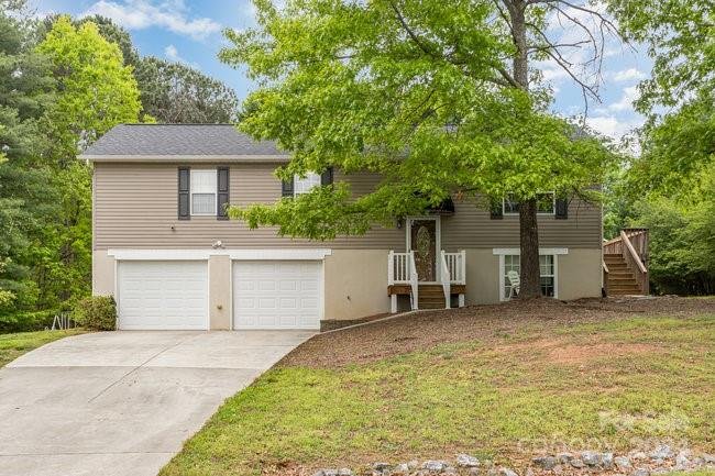 Property image 4 at 5129 Hanging Rock Court, Hickory, NC 28601