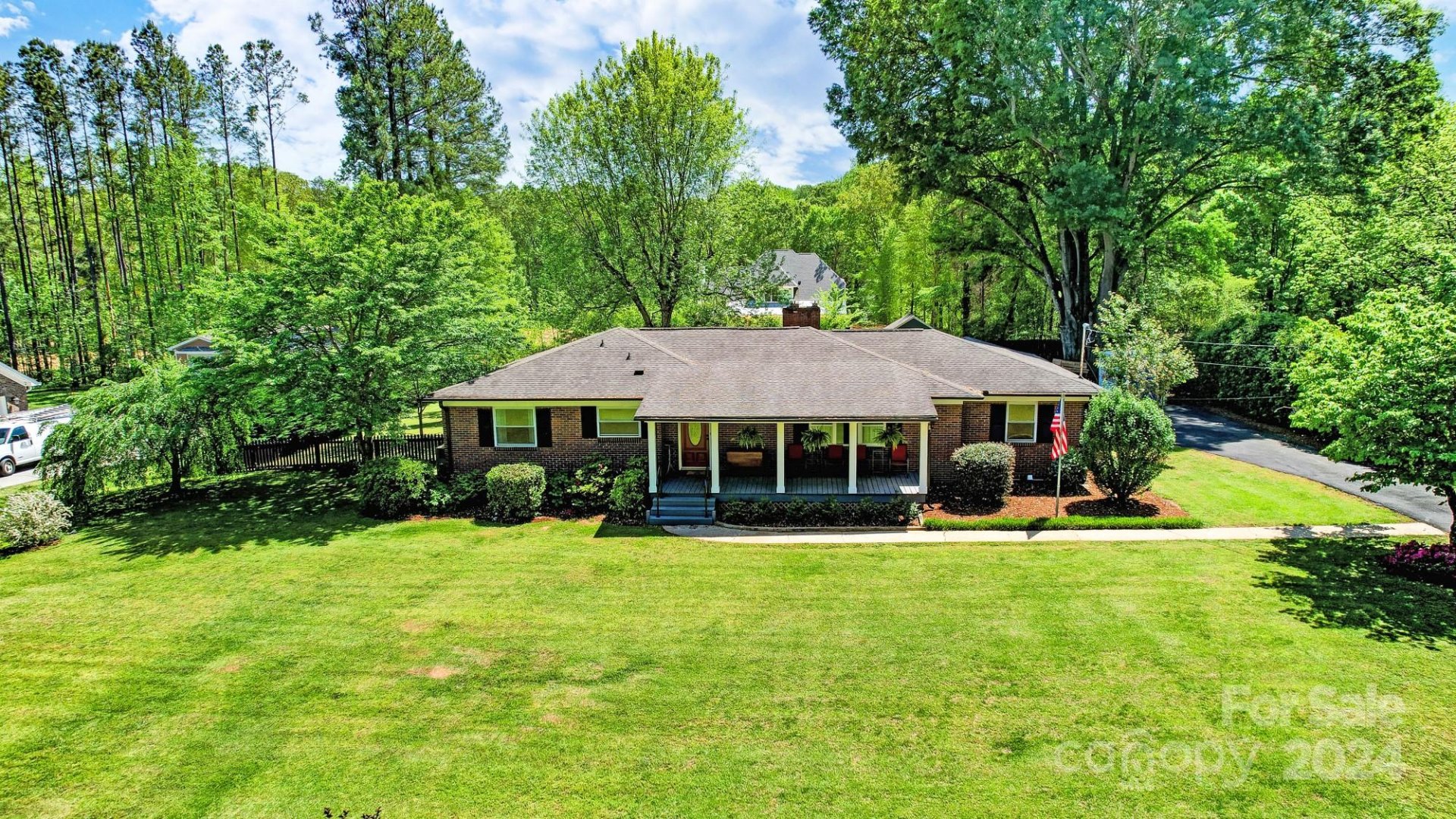 Property image 1 at 10336 Glenmac Road, Charlotte, NC 28215