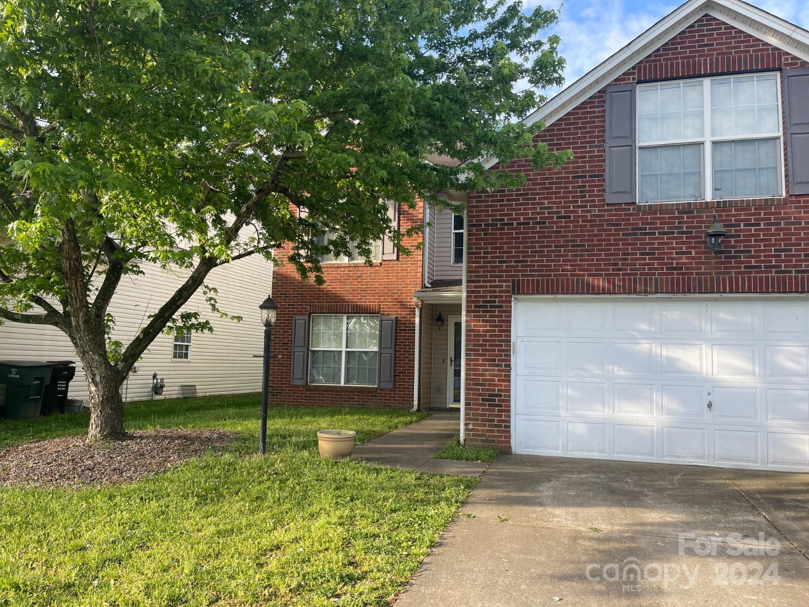 Property image 1 at 1009 Meadowbrook Lane, Concord, NC 28027