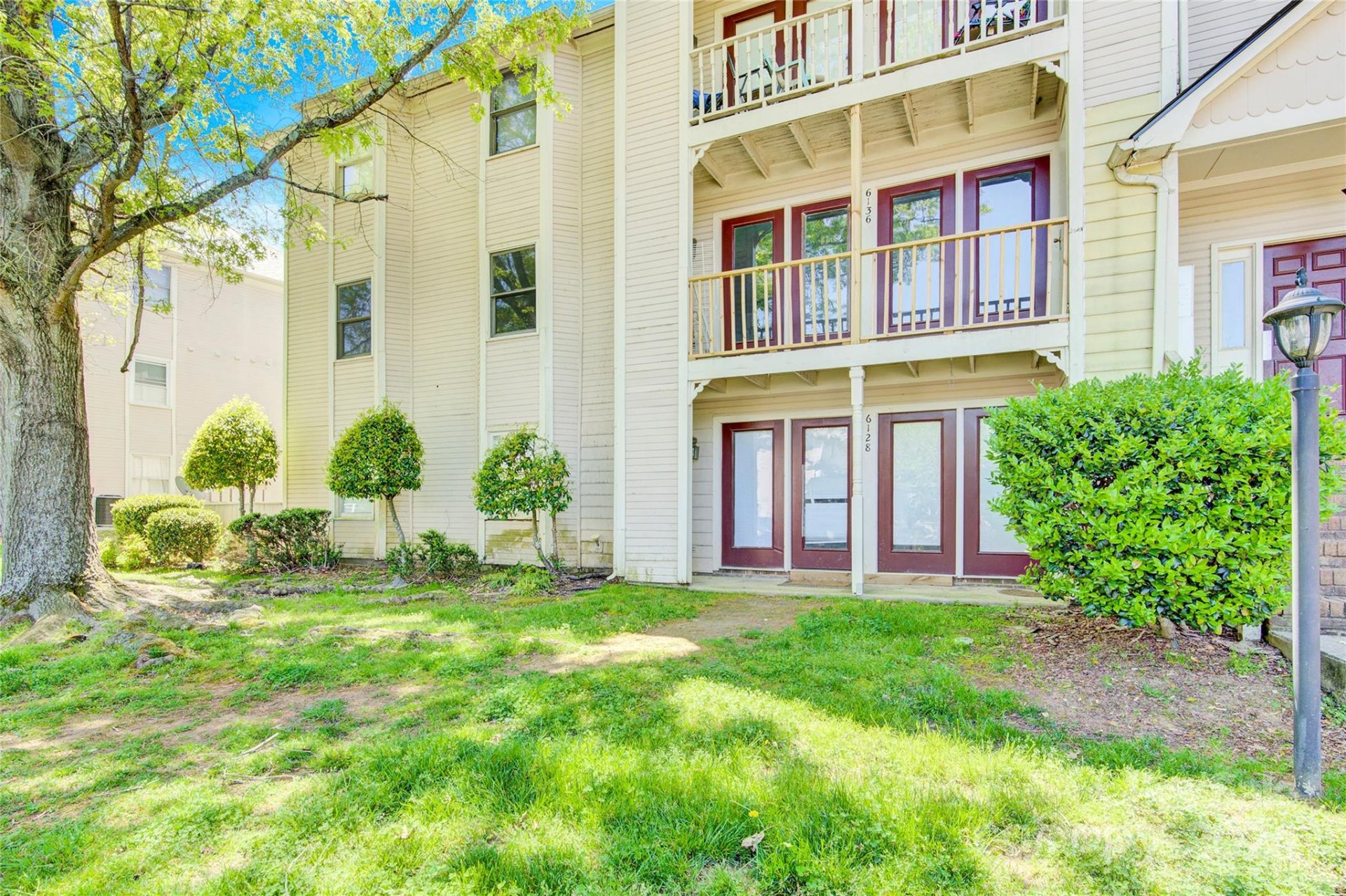 6136 Meadow Rose Lane