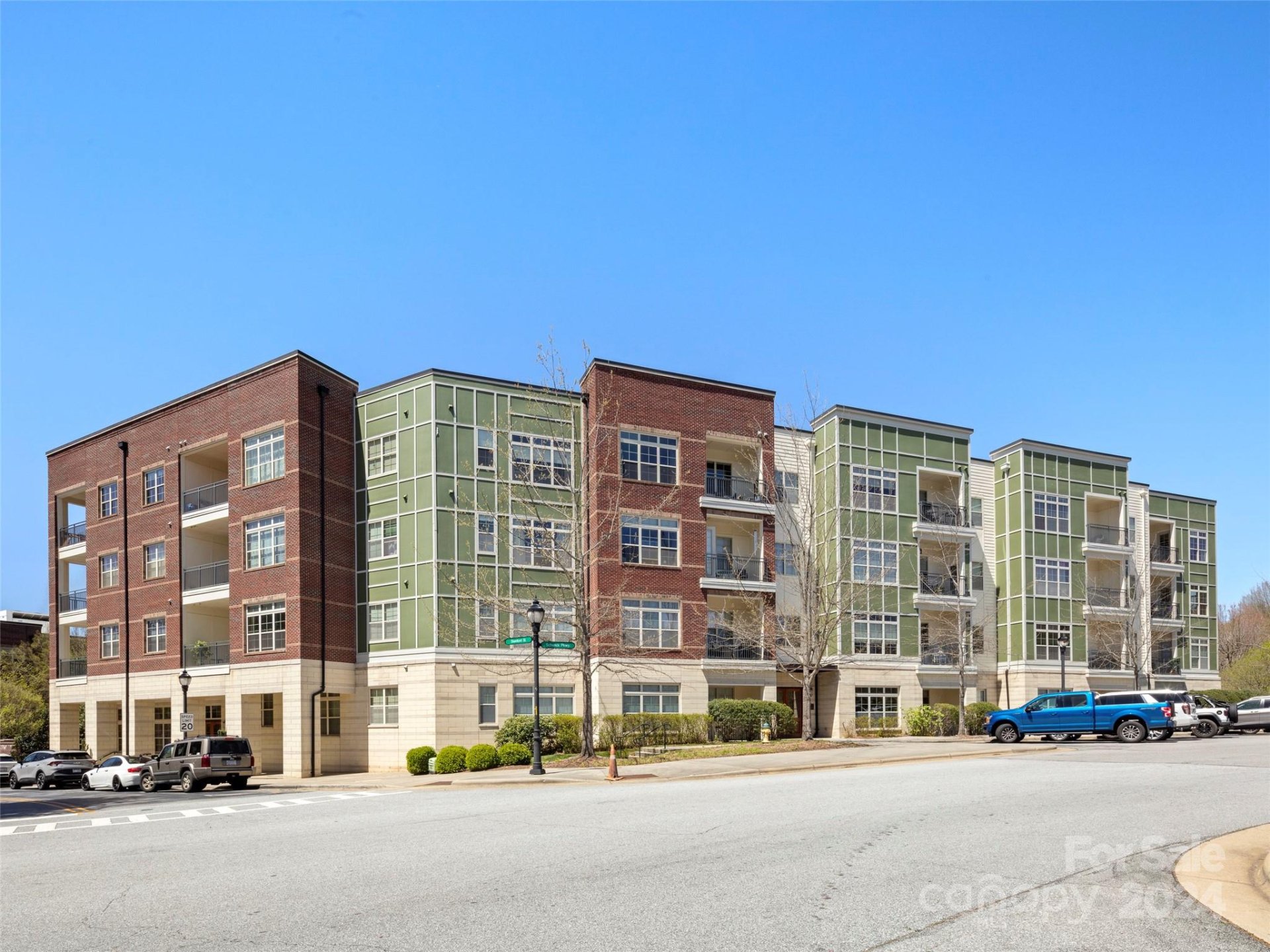 Property image 1 at 42 Schenck Parkway, Asheville, NC 28803