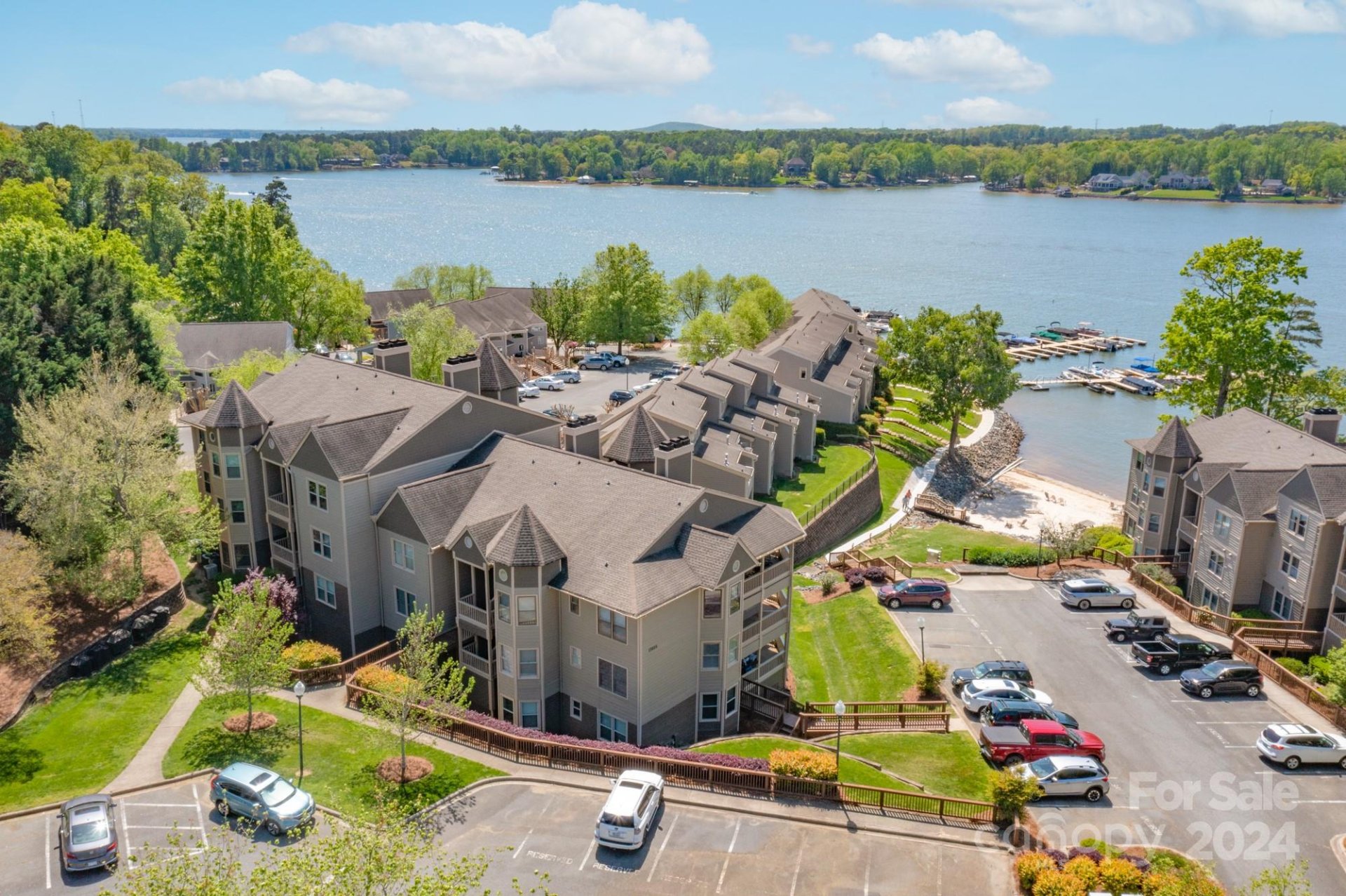 Property image 1 at 13824 Queens Harbor Road, Charlotte, NC 28278