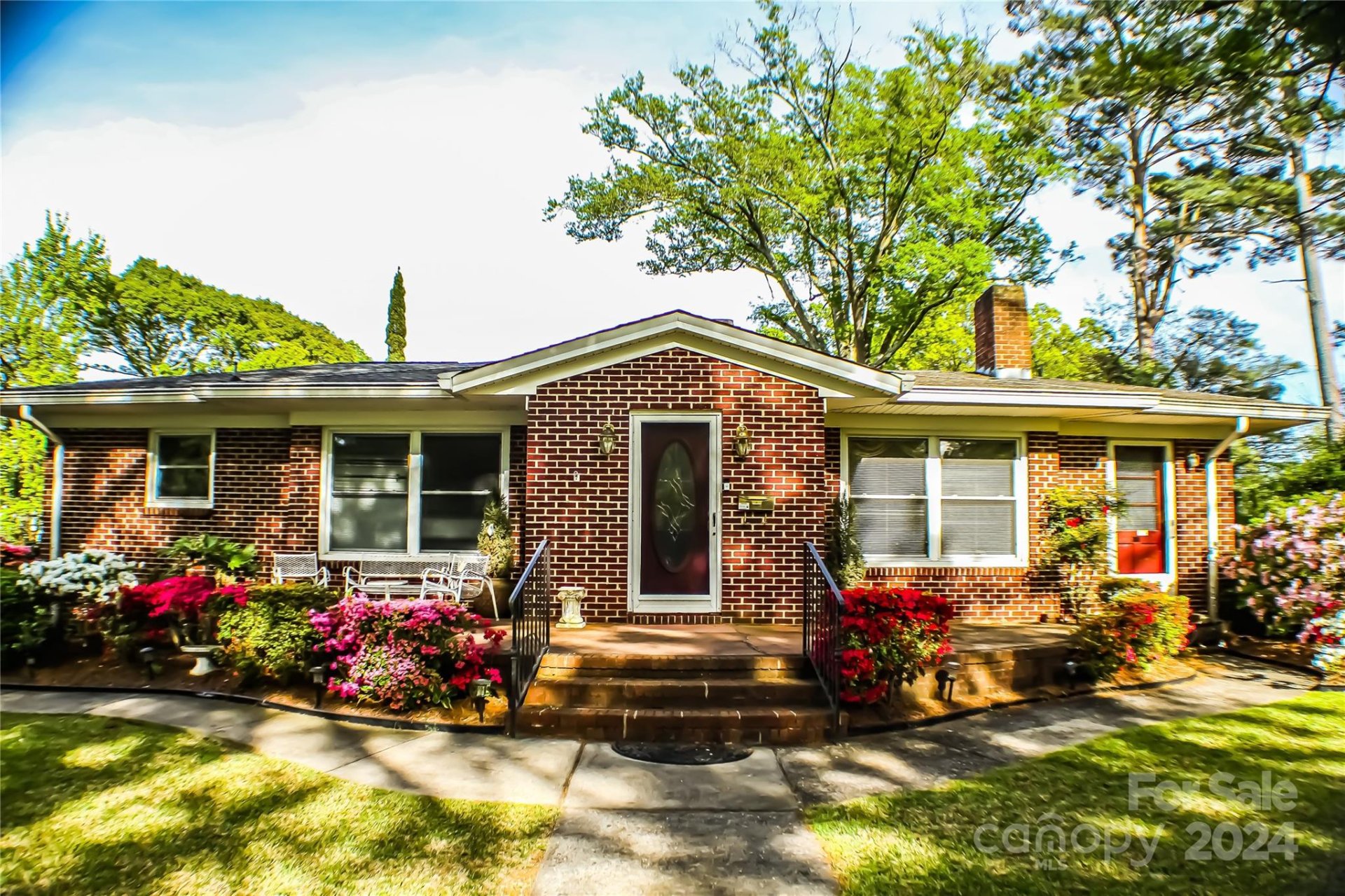 Property image 1 at 1060 Woodland Drive, Rock Hill, SC 29732