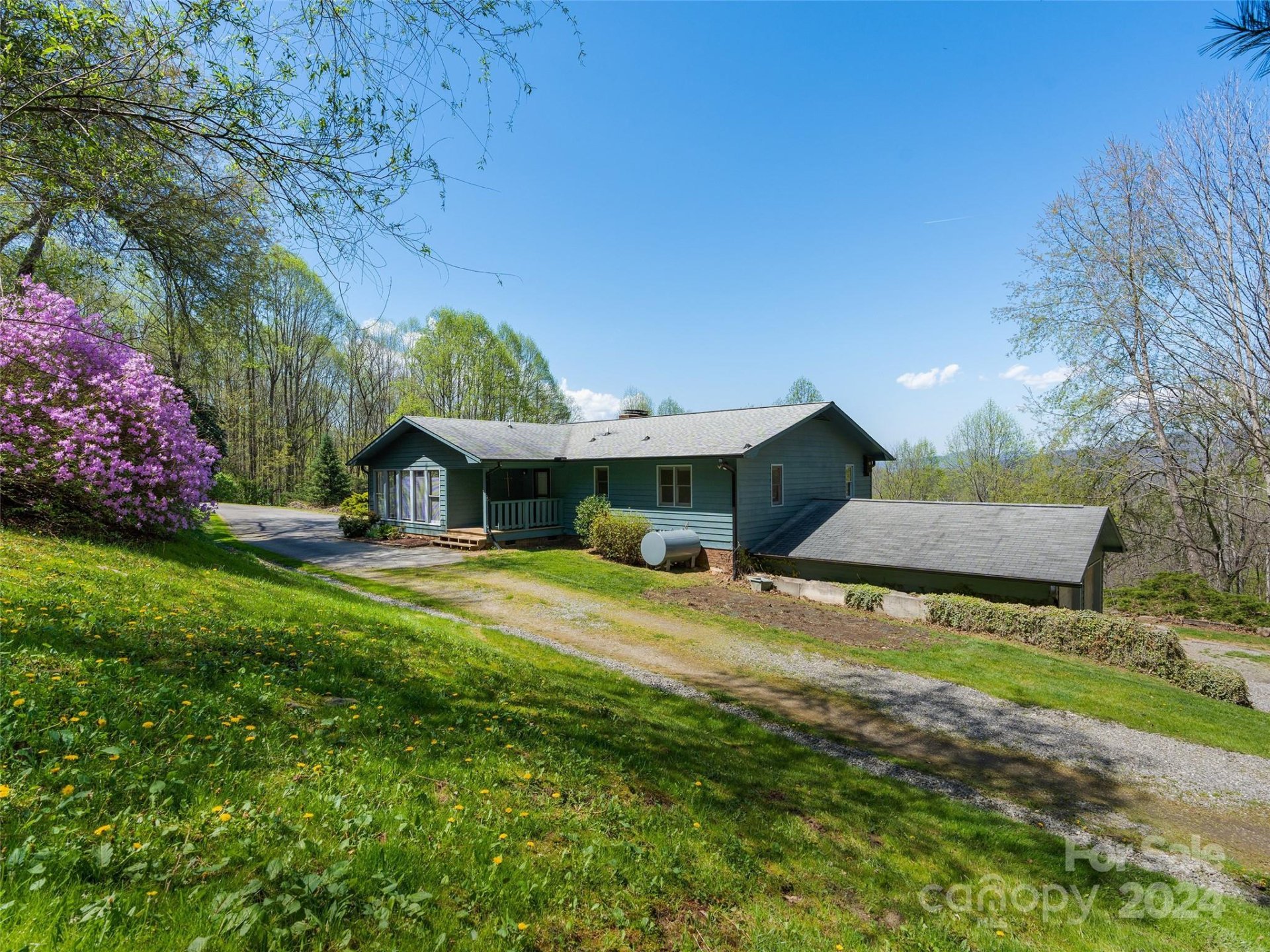 Property image 4 at 1110 Evergreen Farm Circle, Waynesville, NC 28786
