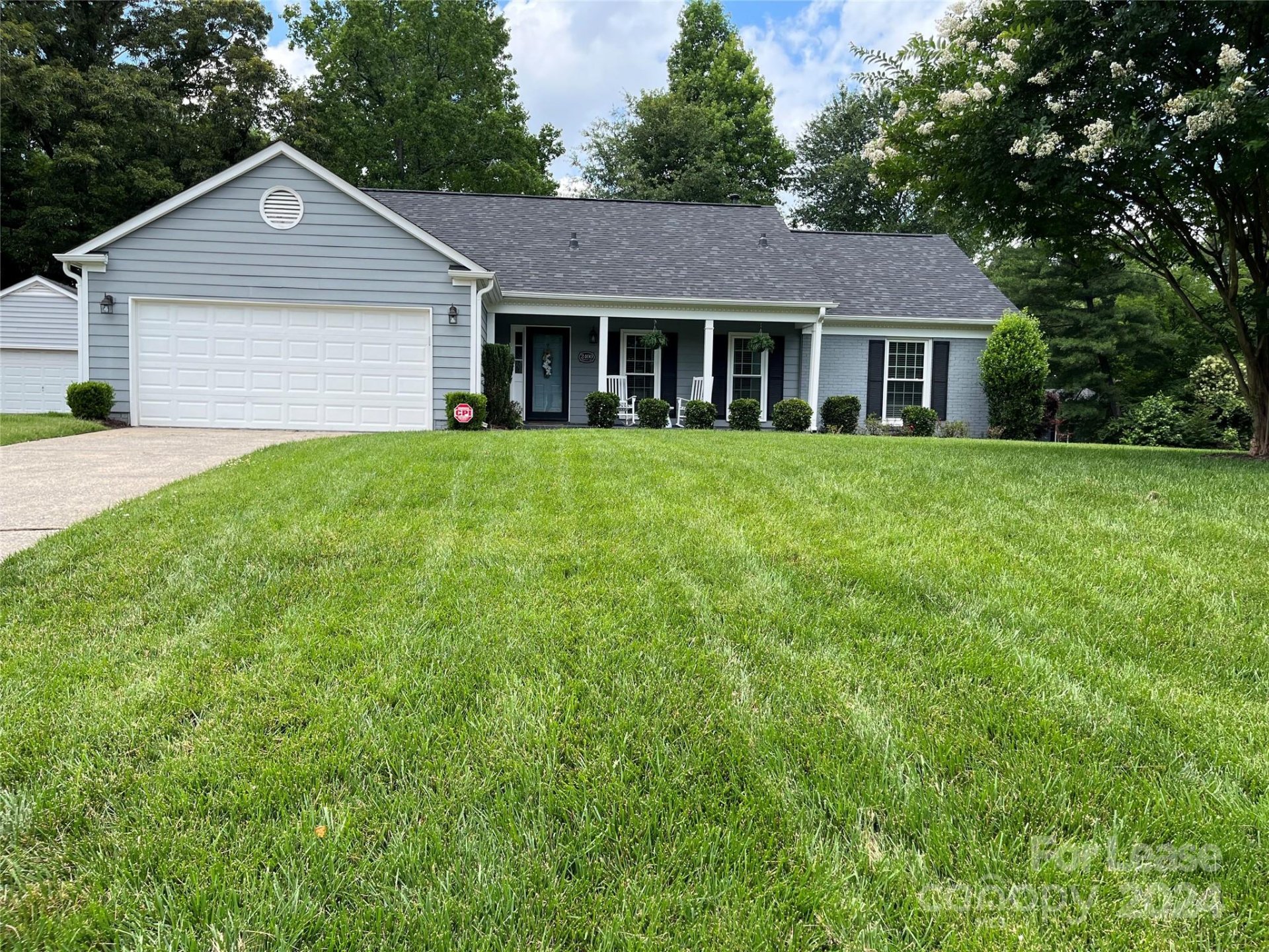 Property image 1 at 2400 Oberbeck Lane, Charlotte, NC 28210