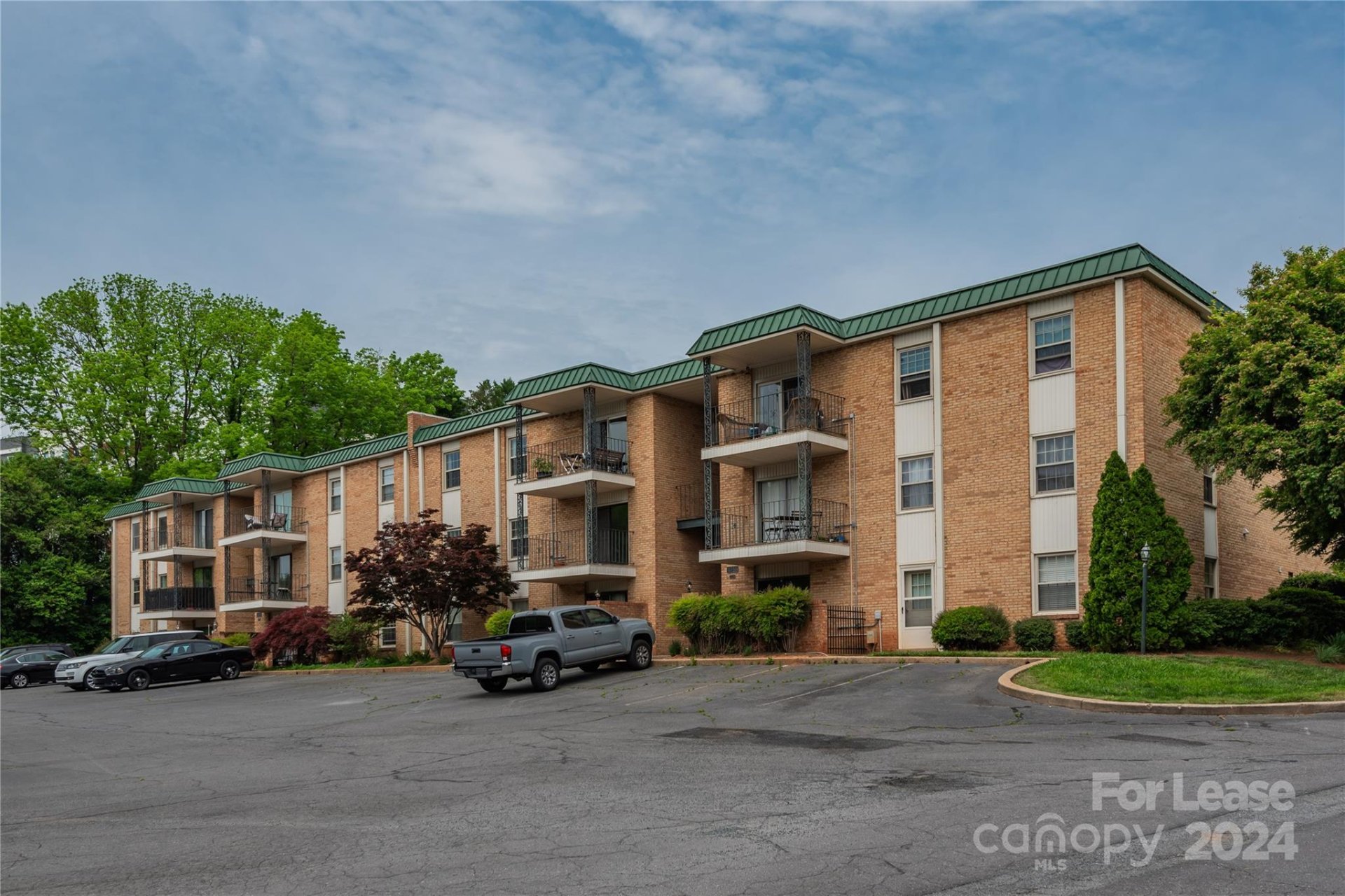 Property image 1 at 4736 Hedgemore Drive, Charlotte, NC 28209