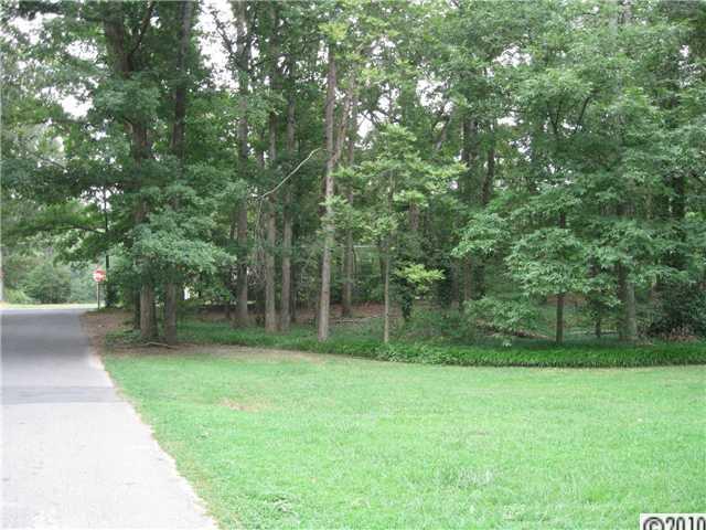 101 Forest Hills Drive