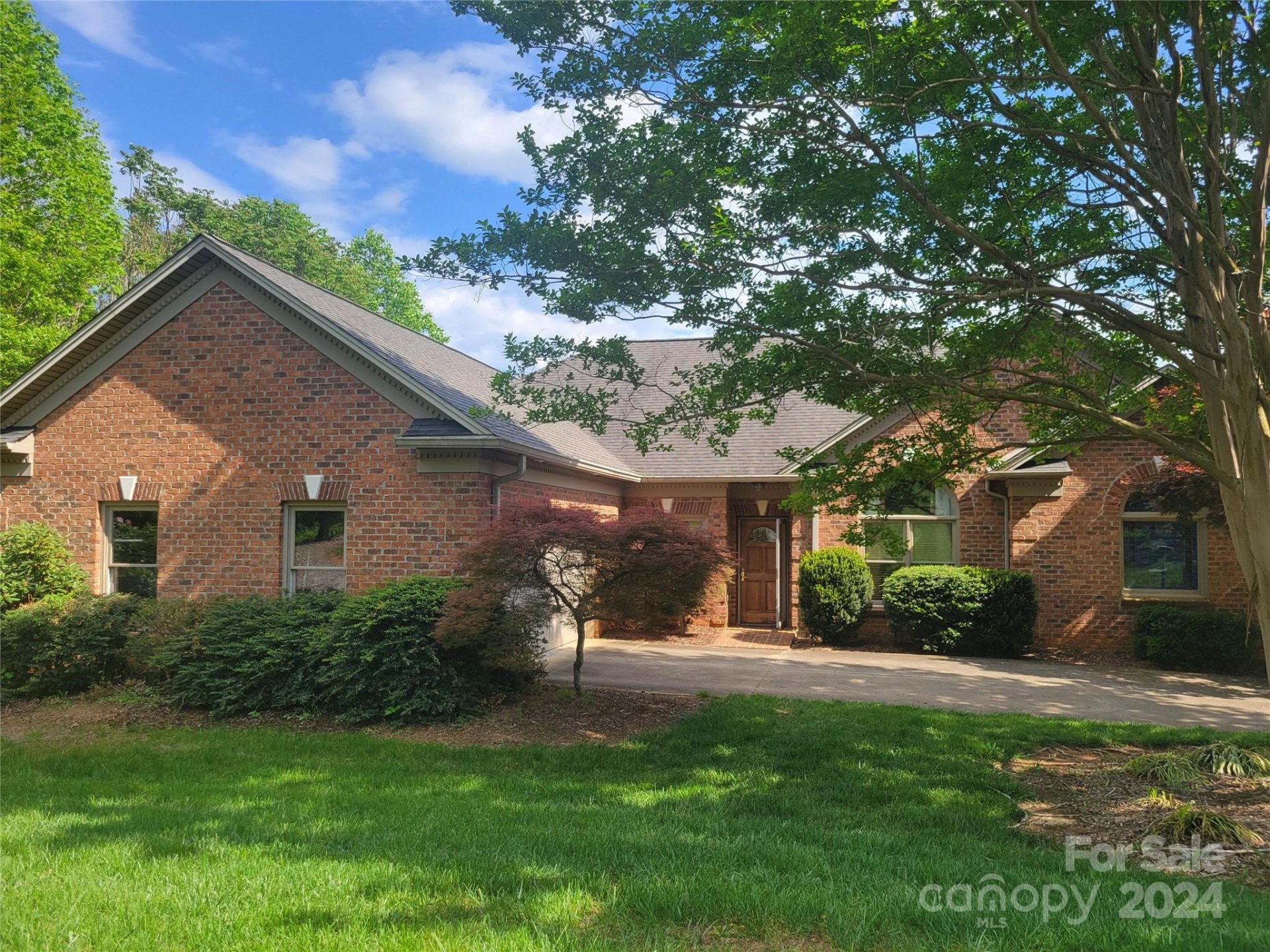 105 Pleasant Point Drive