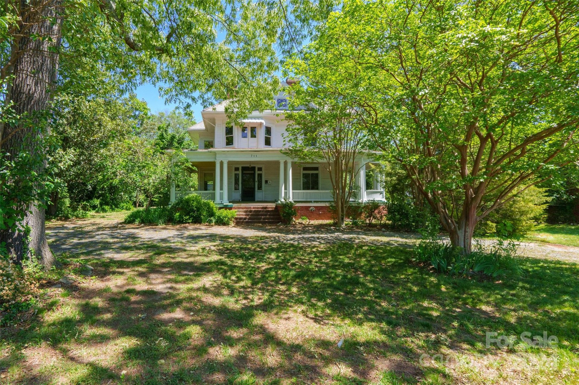 711 N Wilson Street