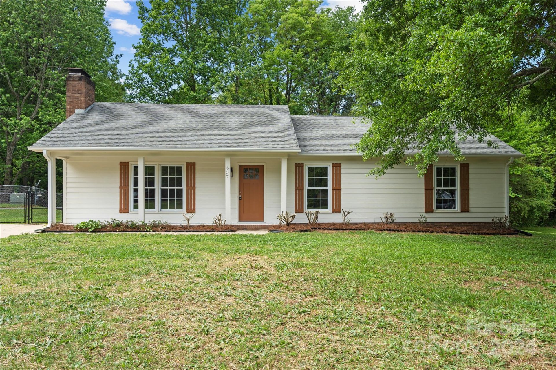 Property image 1 at 657 Tryon Place, Gastonia, NC 28054