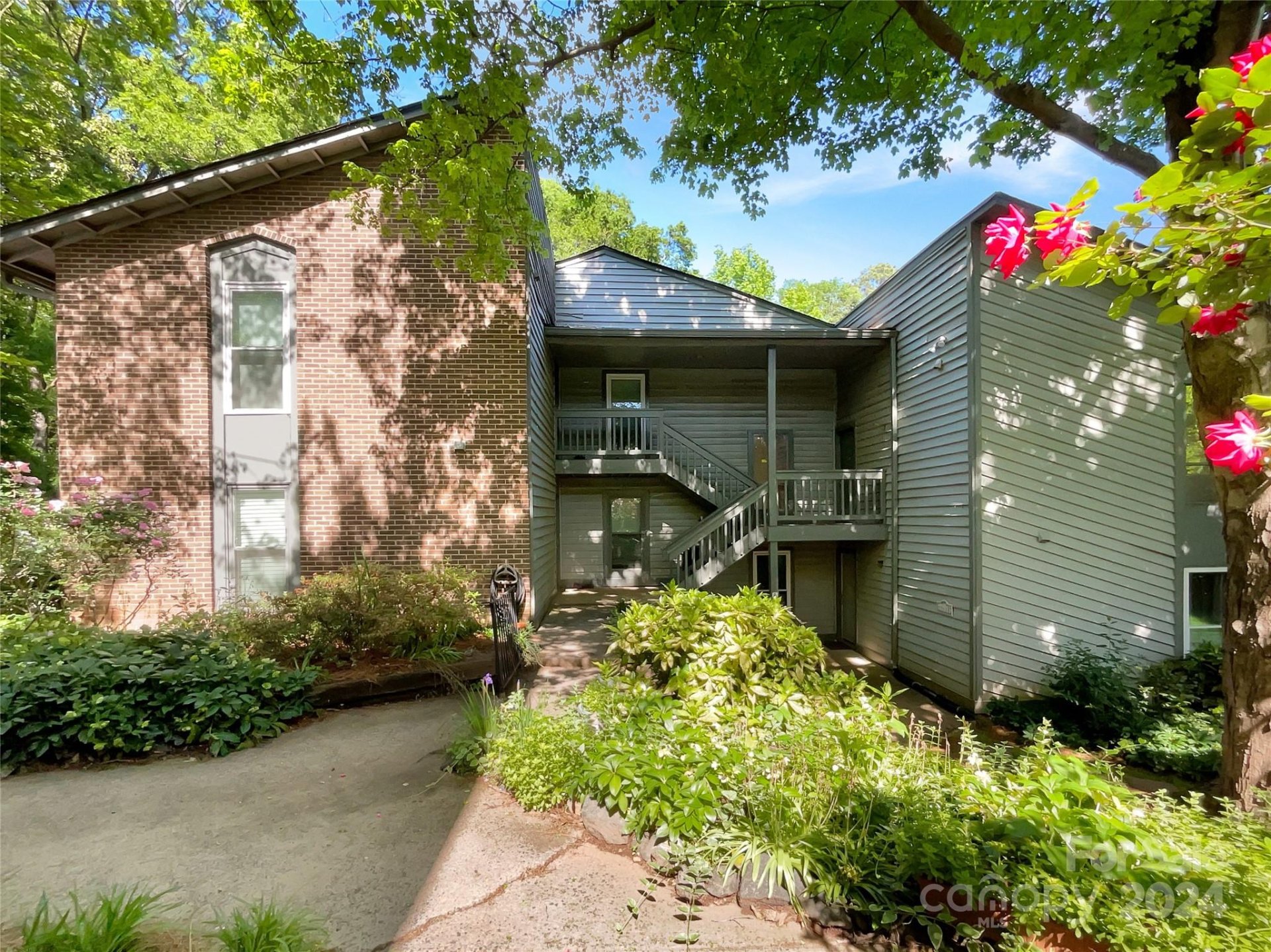 4948 Sardis Road