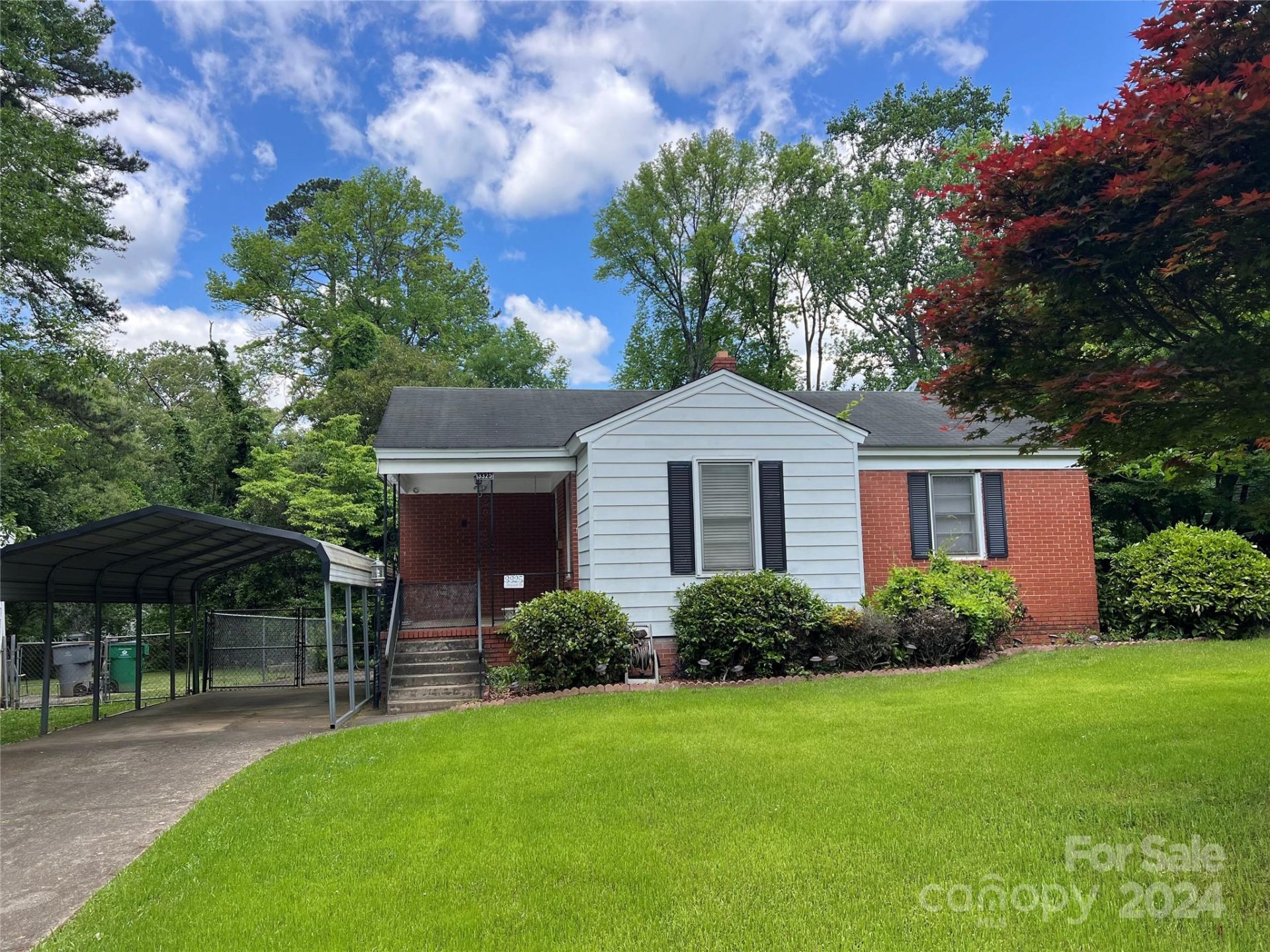 Property image 1 at 3325 Maywood Drive, Charlotte, NC 28205