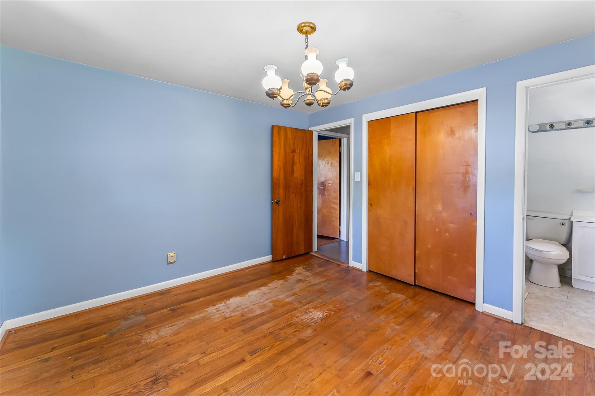 Property image 4 at 2820 21st Street, Hickory, NC 28601