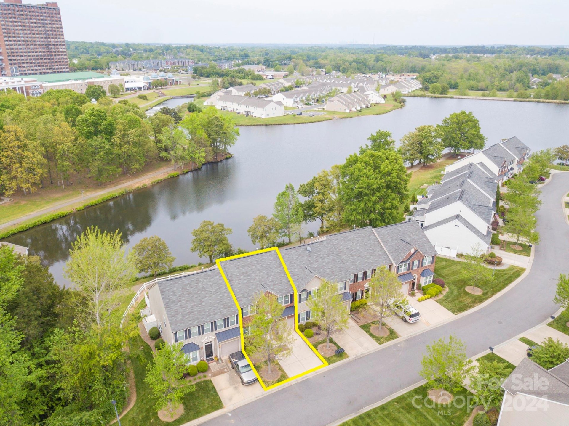 4011 Fenworth Court