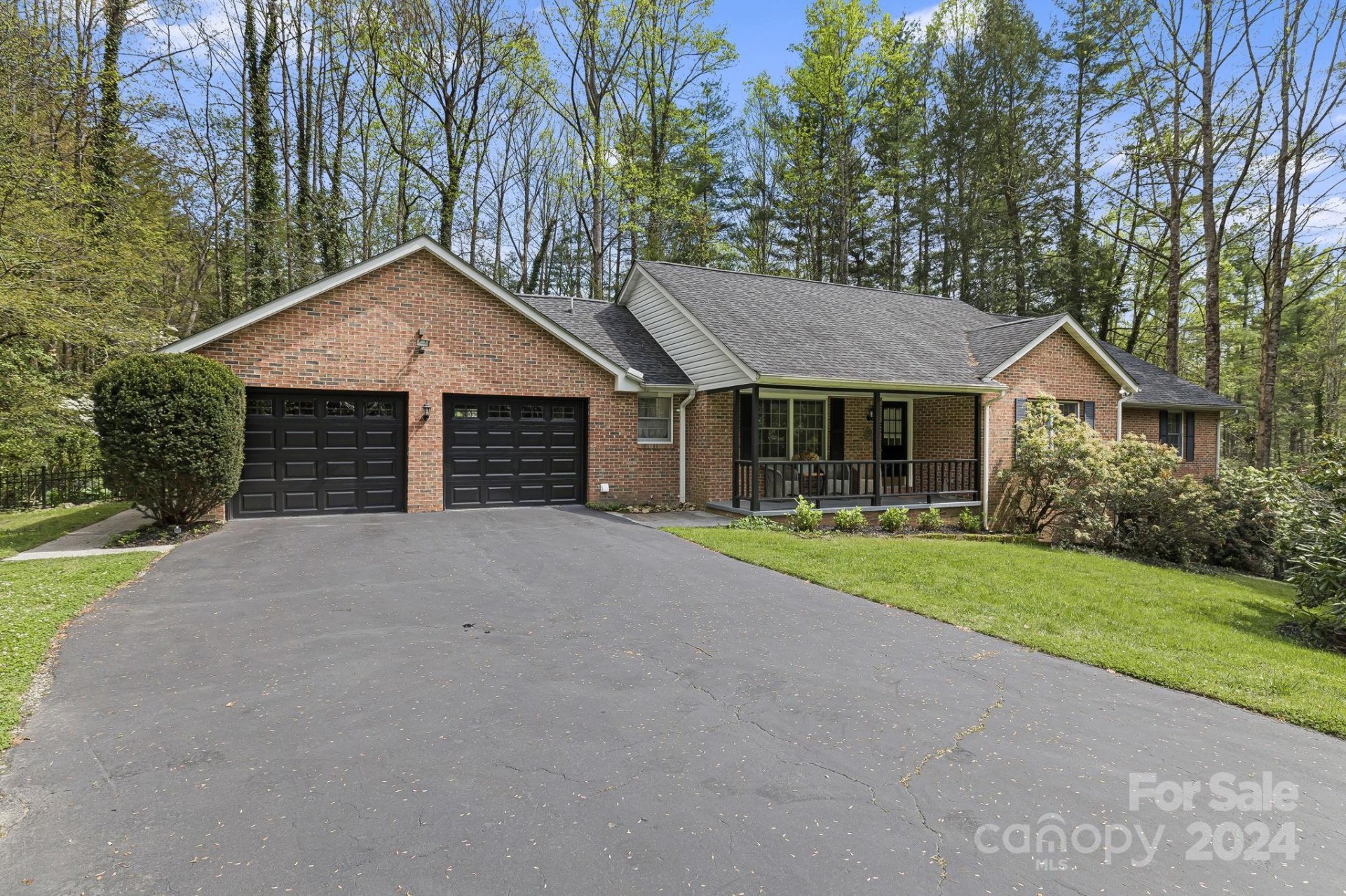 Property image 1 at 231 Raintree Drive, Hendersonville, NC 28791