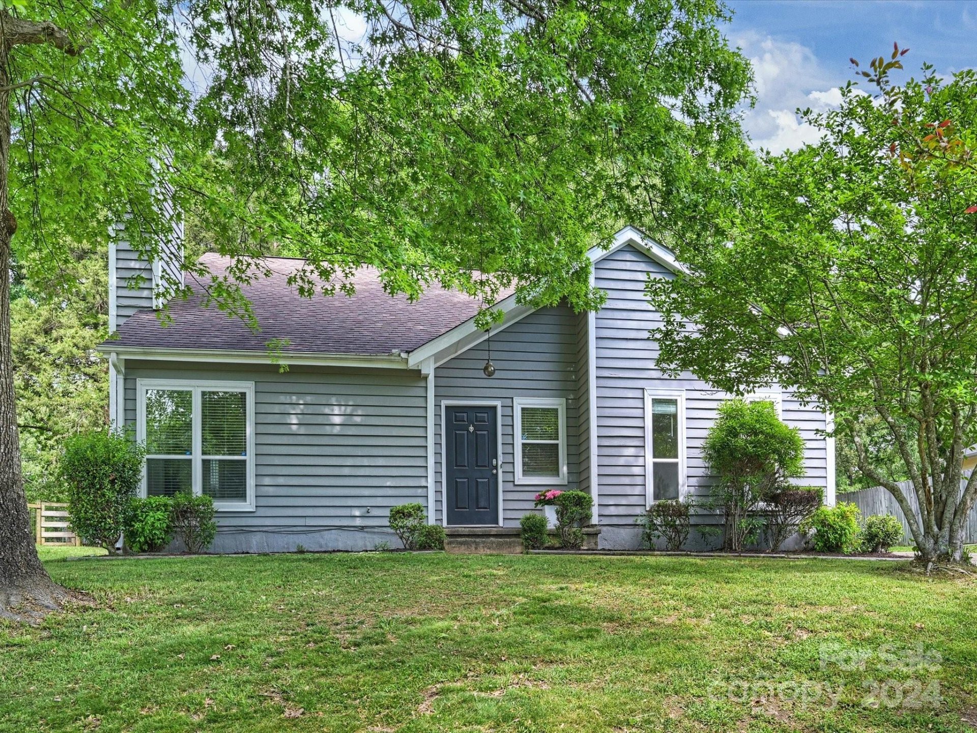 Property image 1 at 8204 Mattingridge Drive, Charlotte, NC 28270