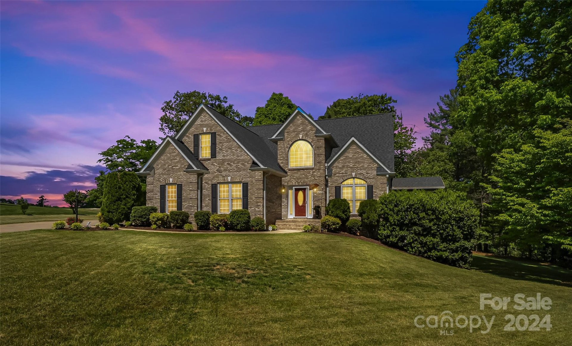 Property image 1 at 4001 Tanglewood Lane, Hickory, NC 28601