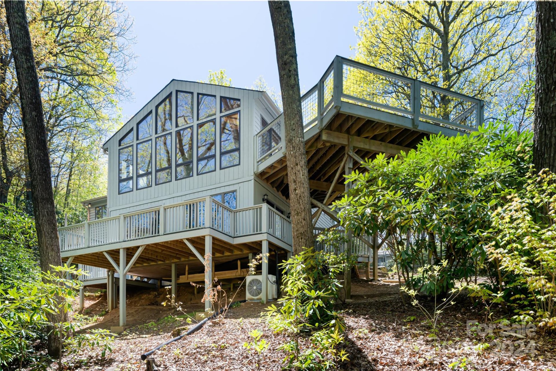 Property image 1 at 118 Lady Slipper Trail, Swannanoa, NC 28778