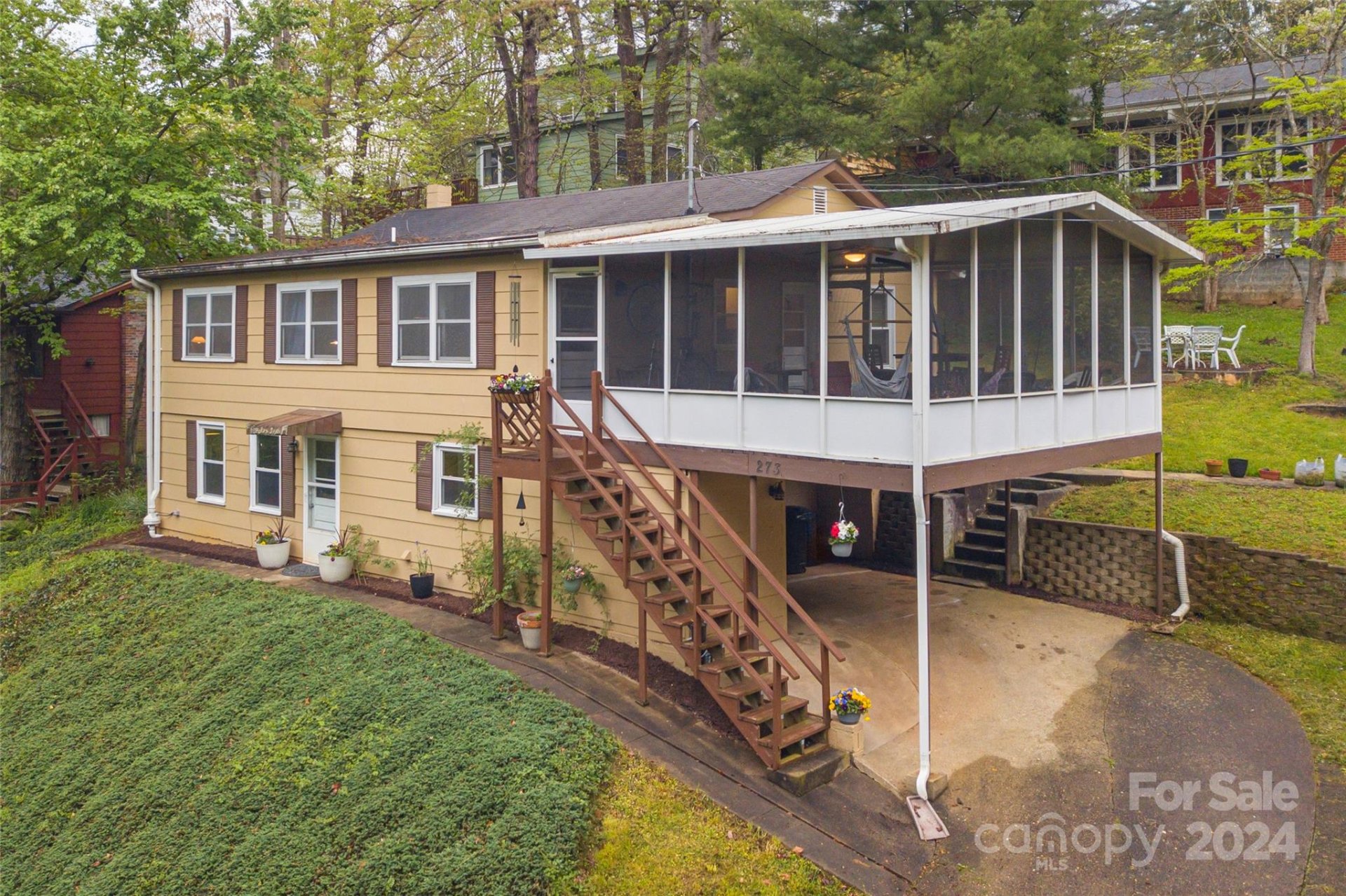 Property image 1 at 273 Jb Ivey Lane, Lake Junaluska, NC 28745