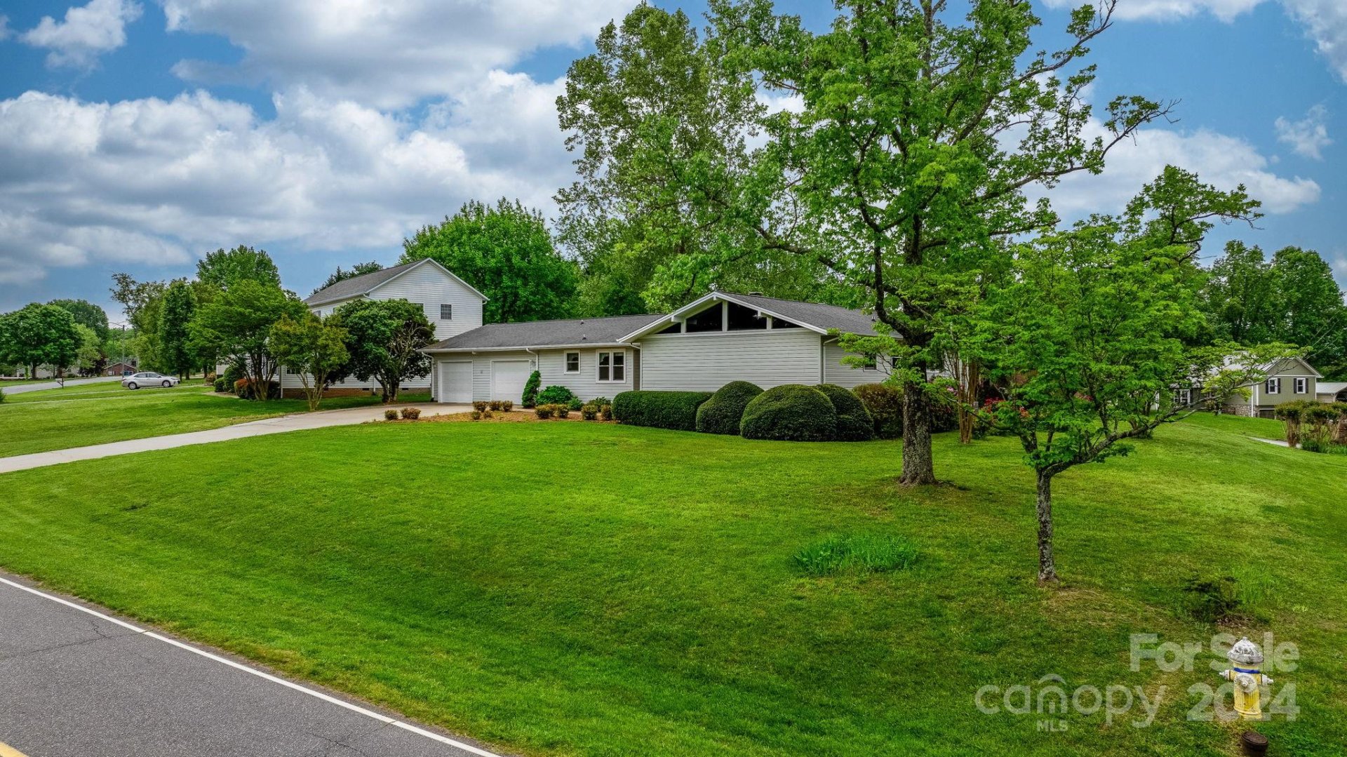 3635 9th Street Drive