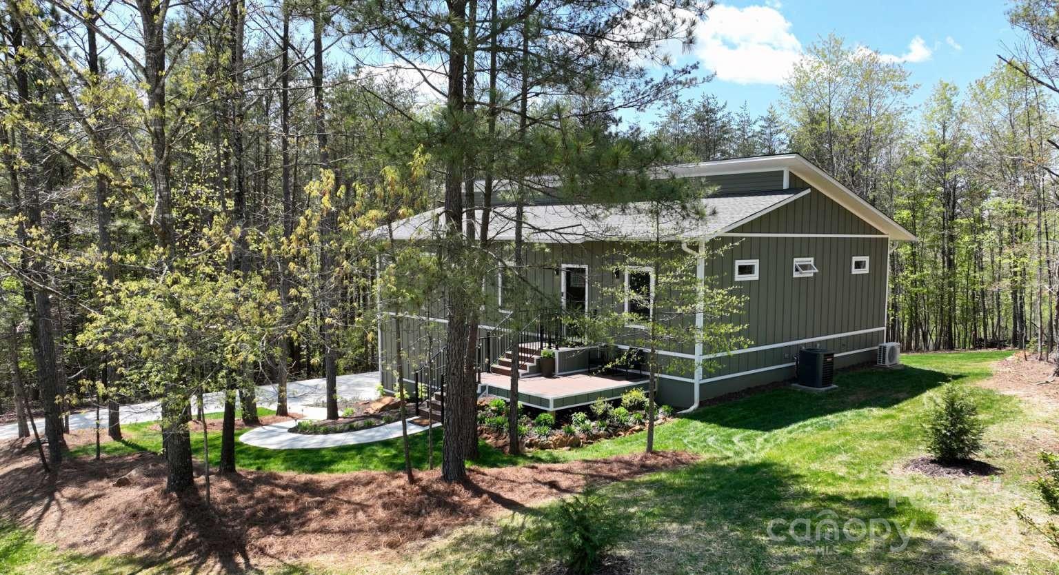 181 Cascades Drive