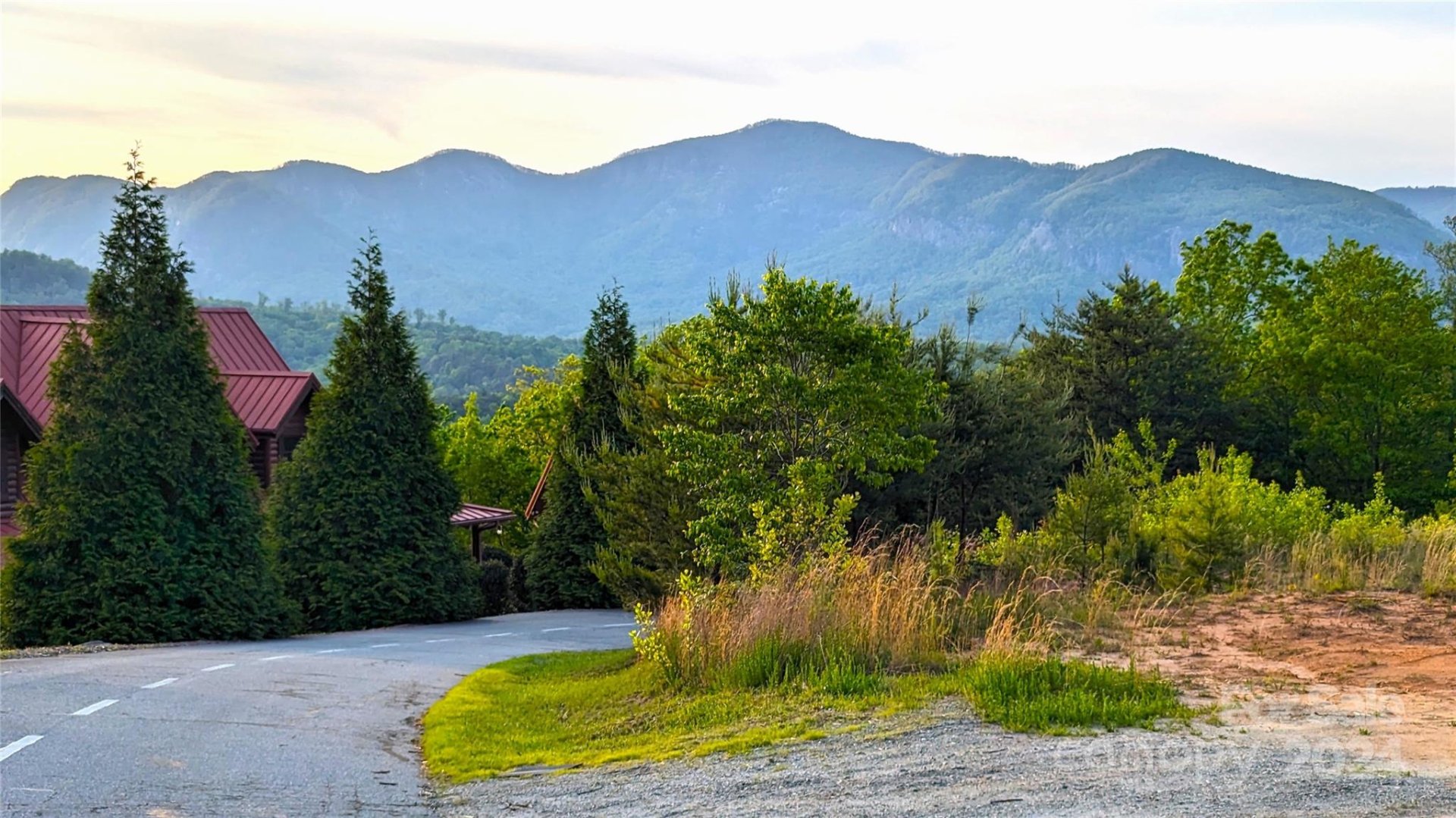 240 Boulder Ridge
